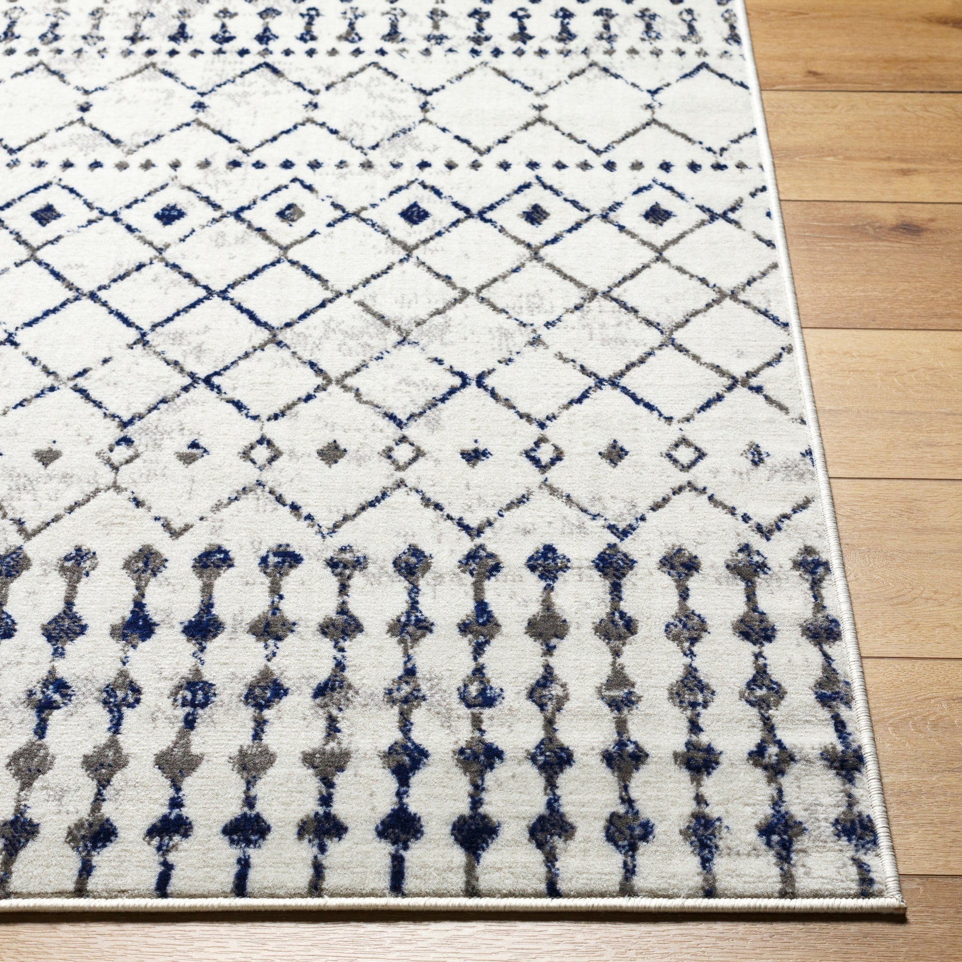 Pisa Machine Woven Rug Livabliss Pisa
