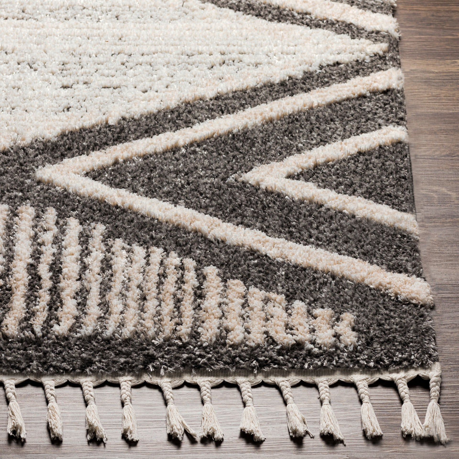 Lyon Machine Woven Rug Livabliss Lyon