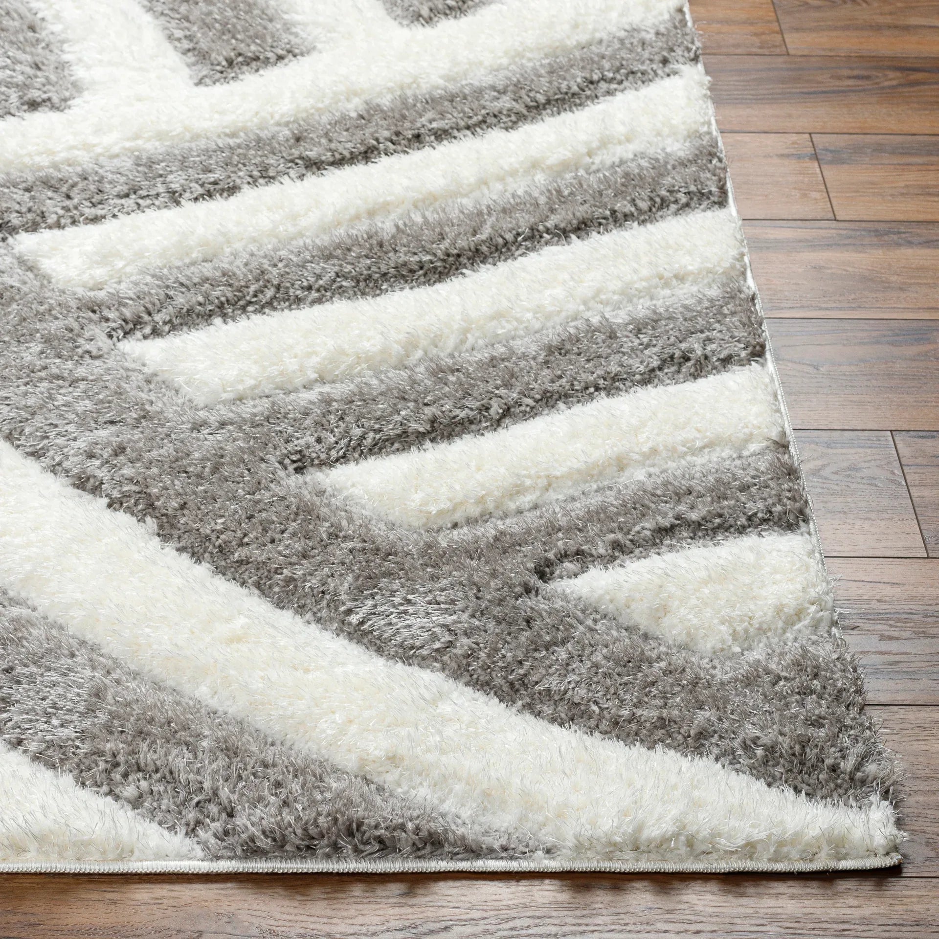 Bologna Machine Woven Rug Livabliss Bologna