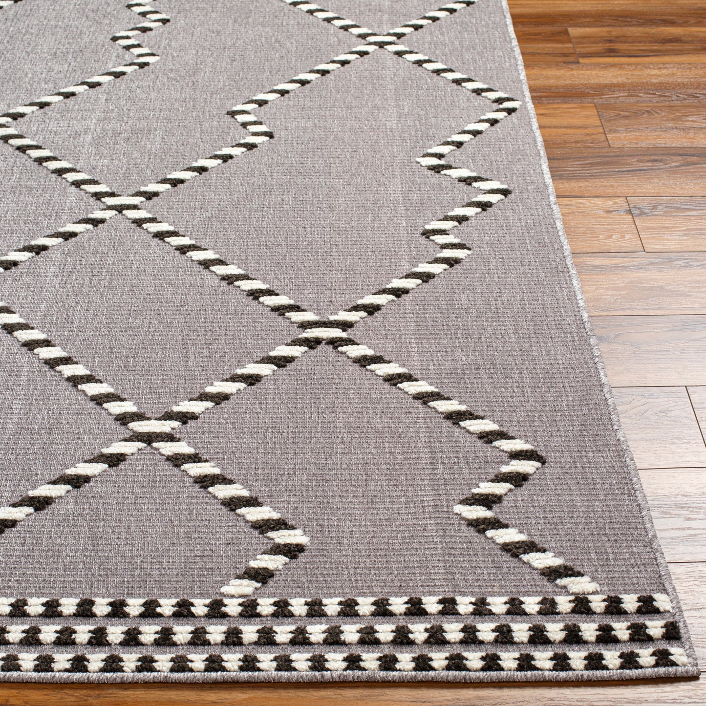 Lyna Machine Woven Rug Livabliss Lyna