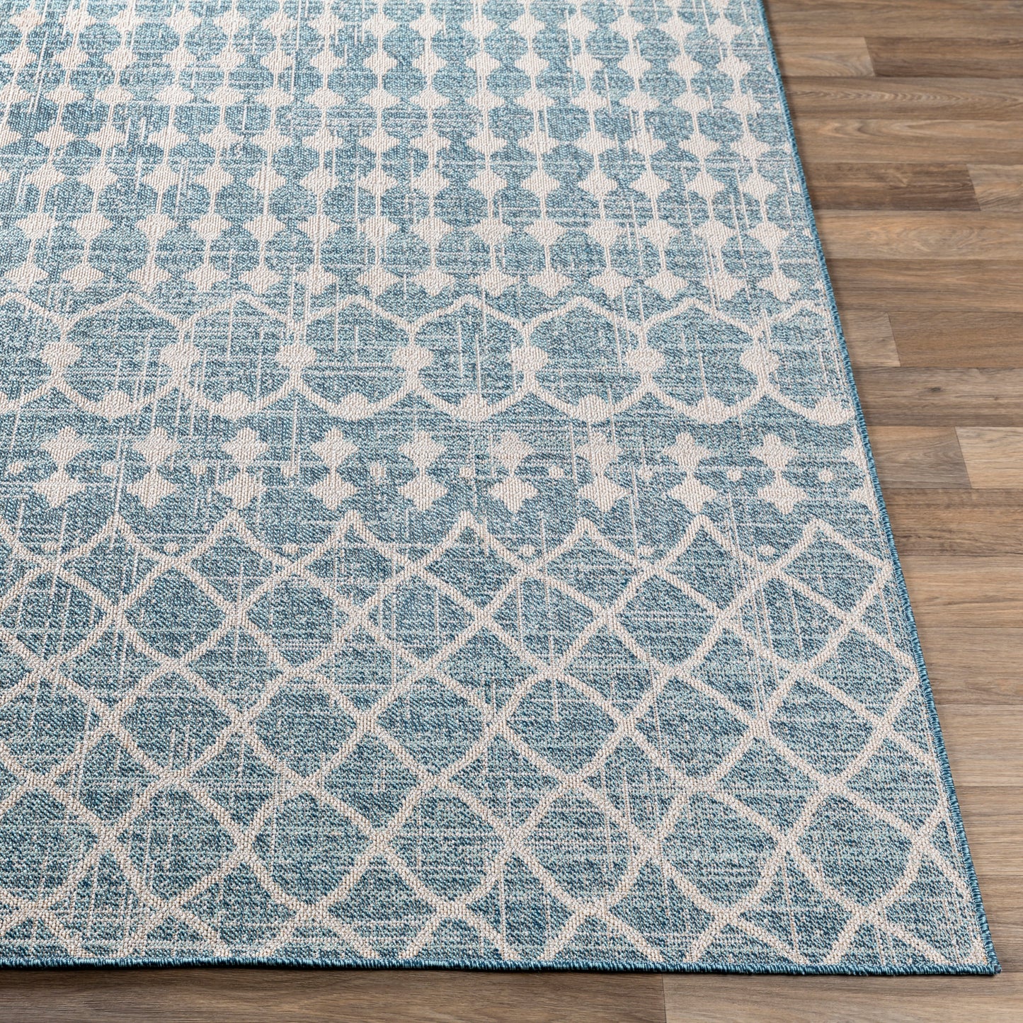 Veranda Machine Woven Rug Livabliss Veranda