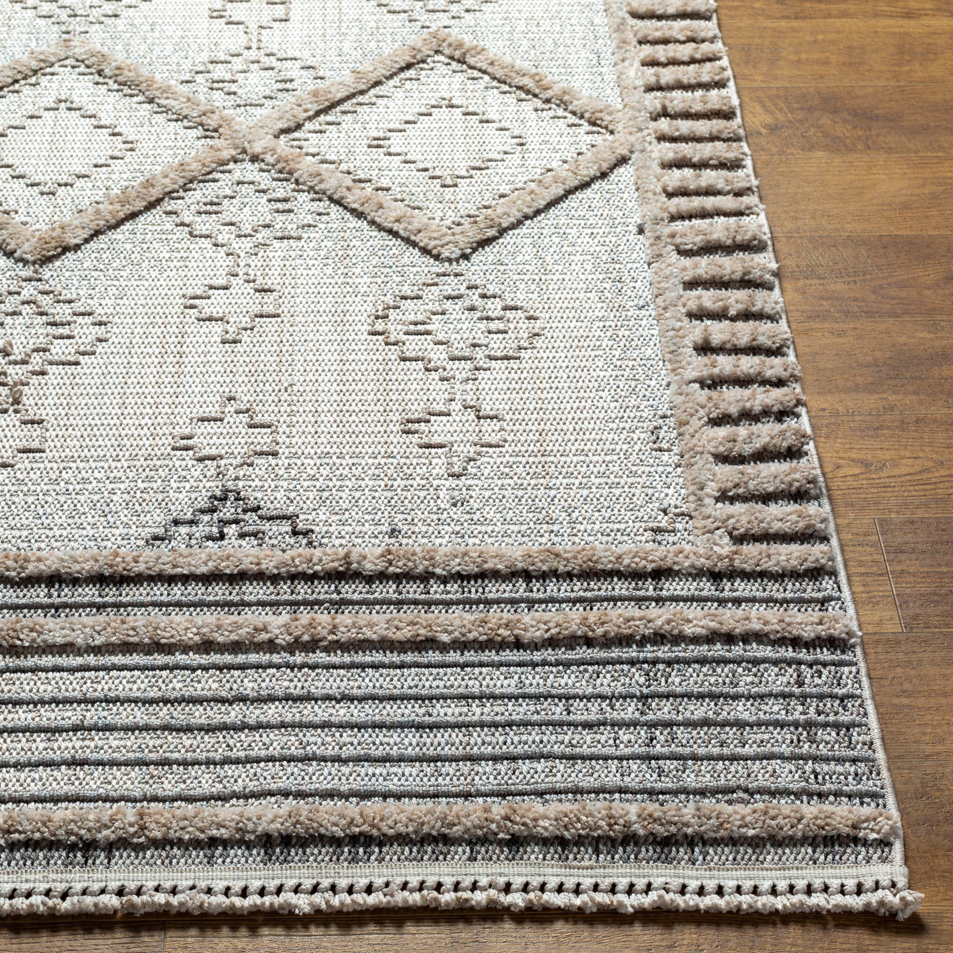 Zaragoza Machine Woven Rug Livabliss Zaragoza