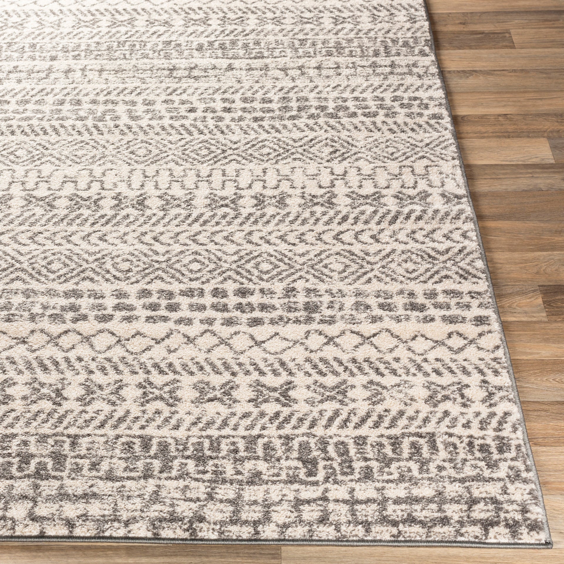 Sunderland Machine Woven Rug Livabliss Sunderland