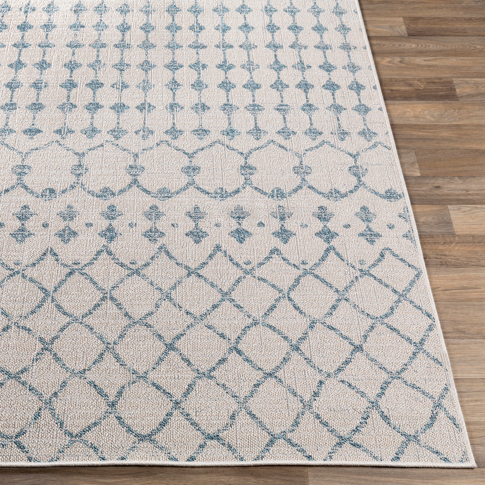 Veranda Machine Woven Rug Livabliss Veranda