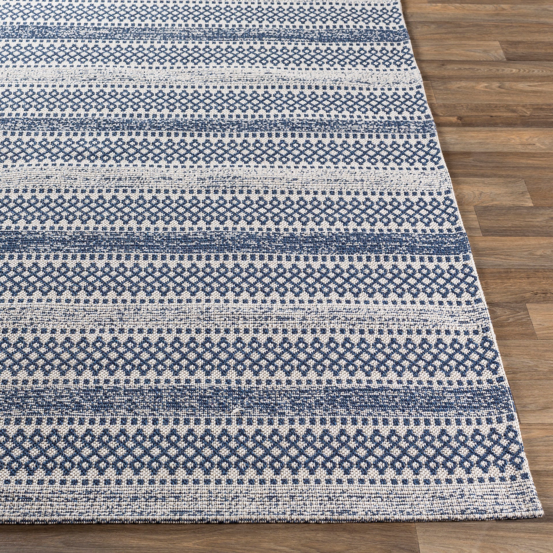 La Casa Machine Woven Rug Livabliss La Casa