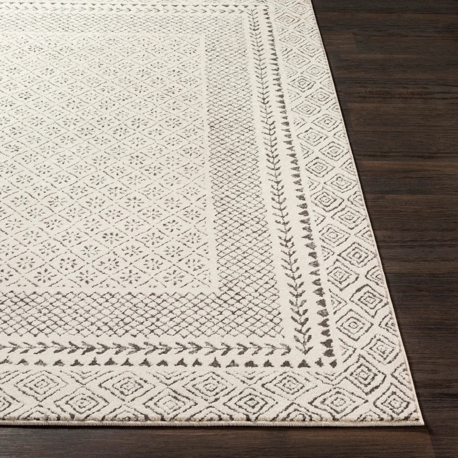 Bahar Machine Woven Rug Livabliss Bahar