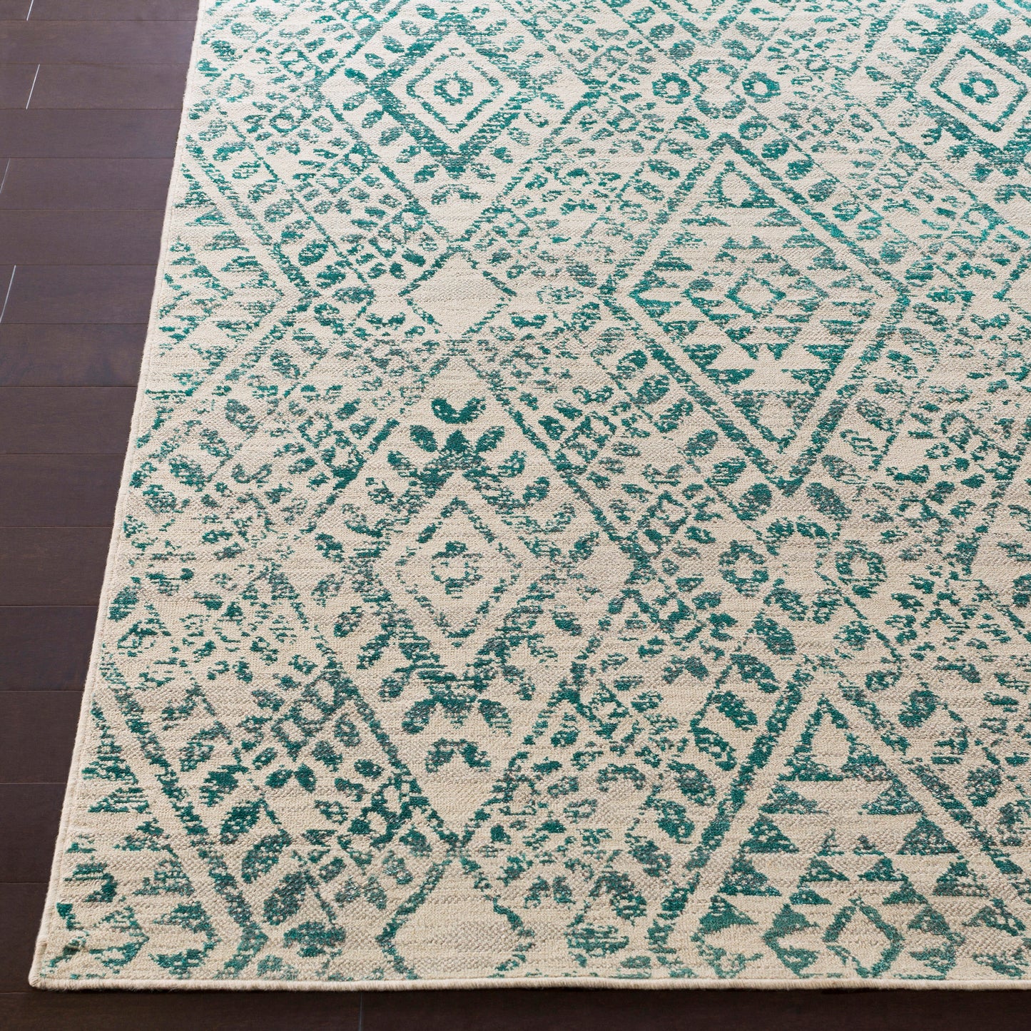 Stretto Machine Woven Rug Livabliss Stretto