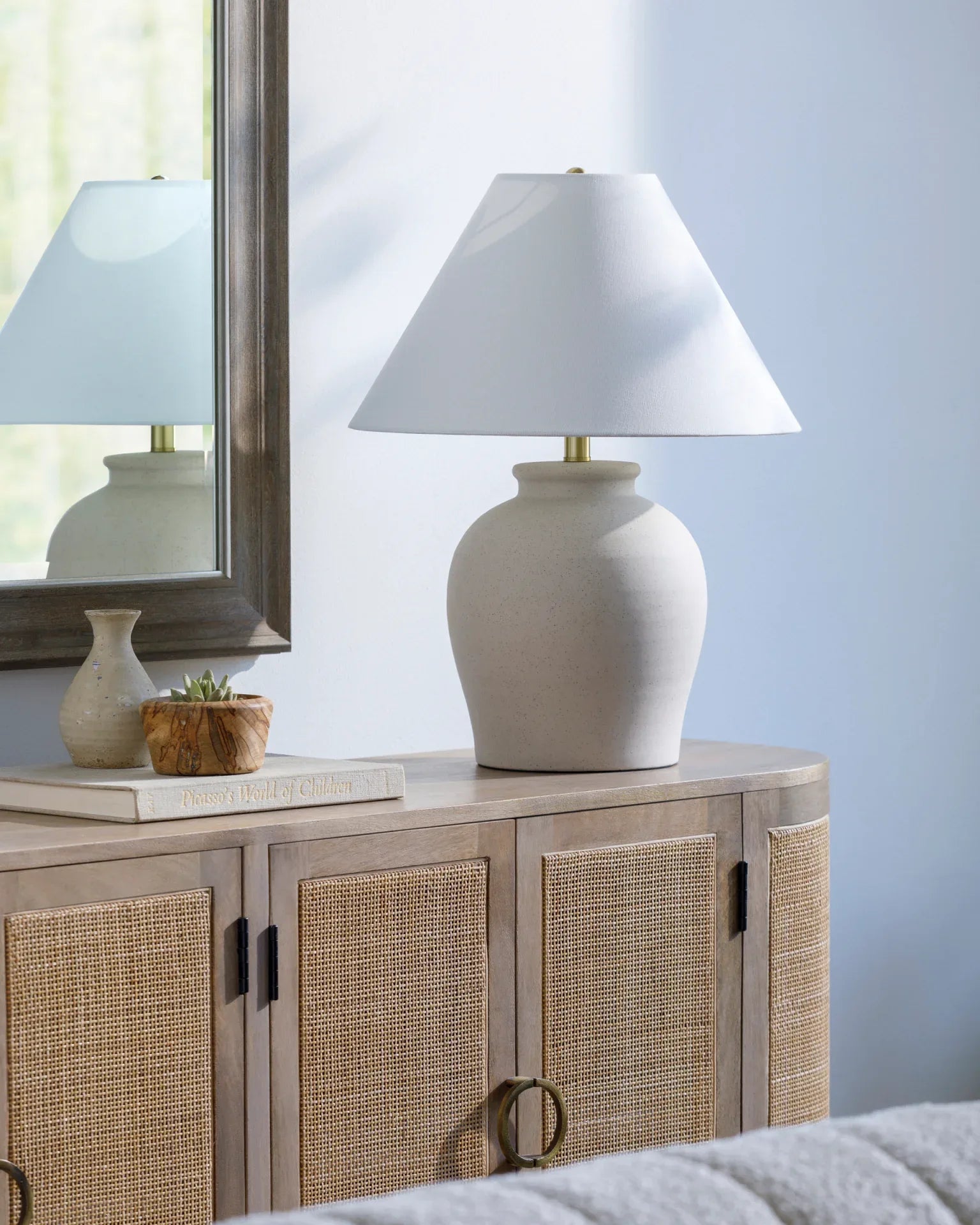 Besson Accent Table Lamp Livabliss Besson