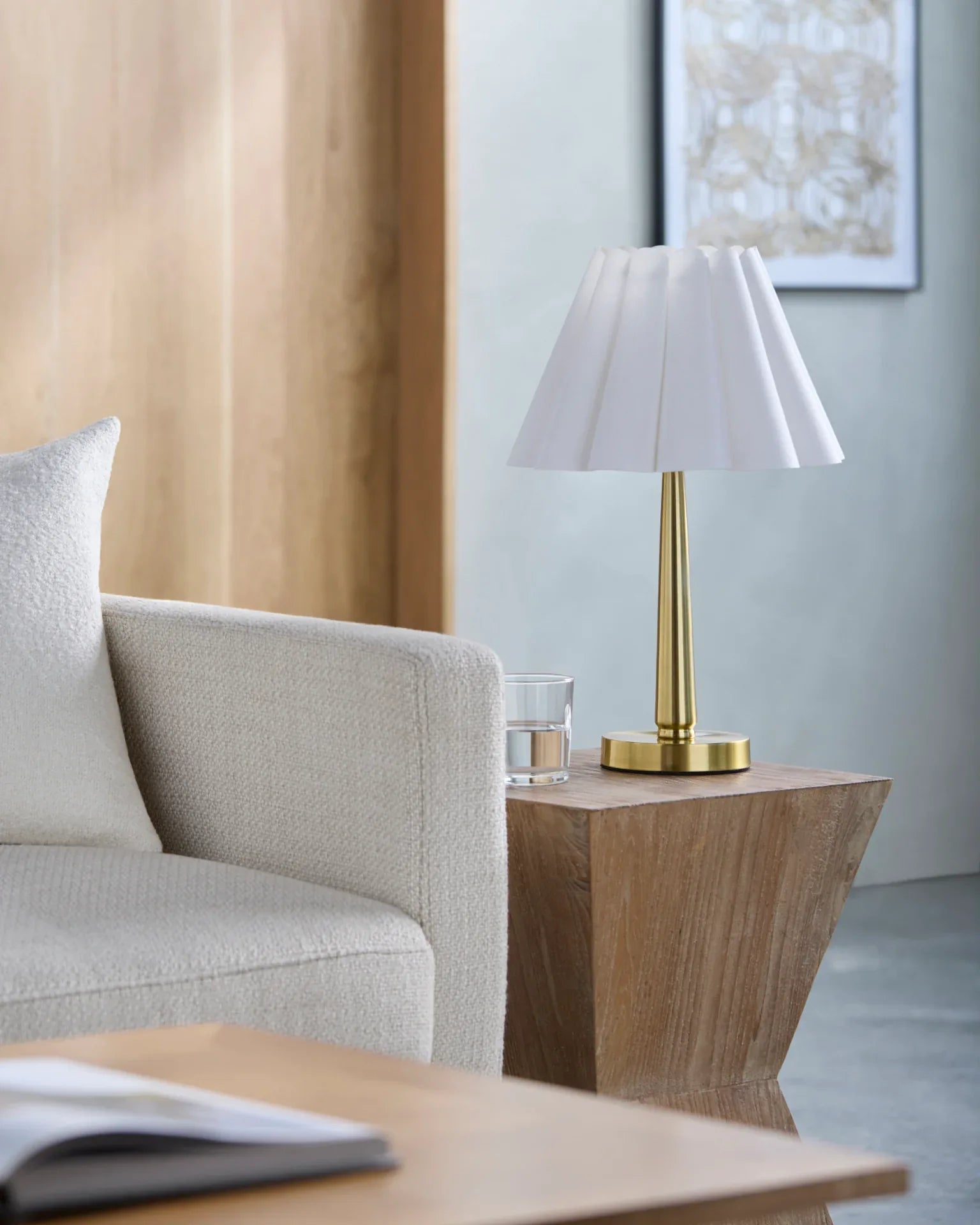 Leynar Accent Table Lamp Livabliss Leynar