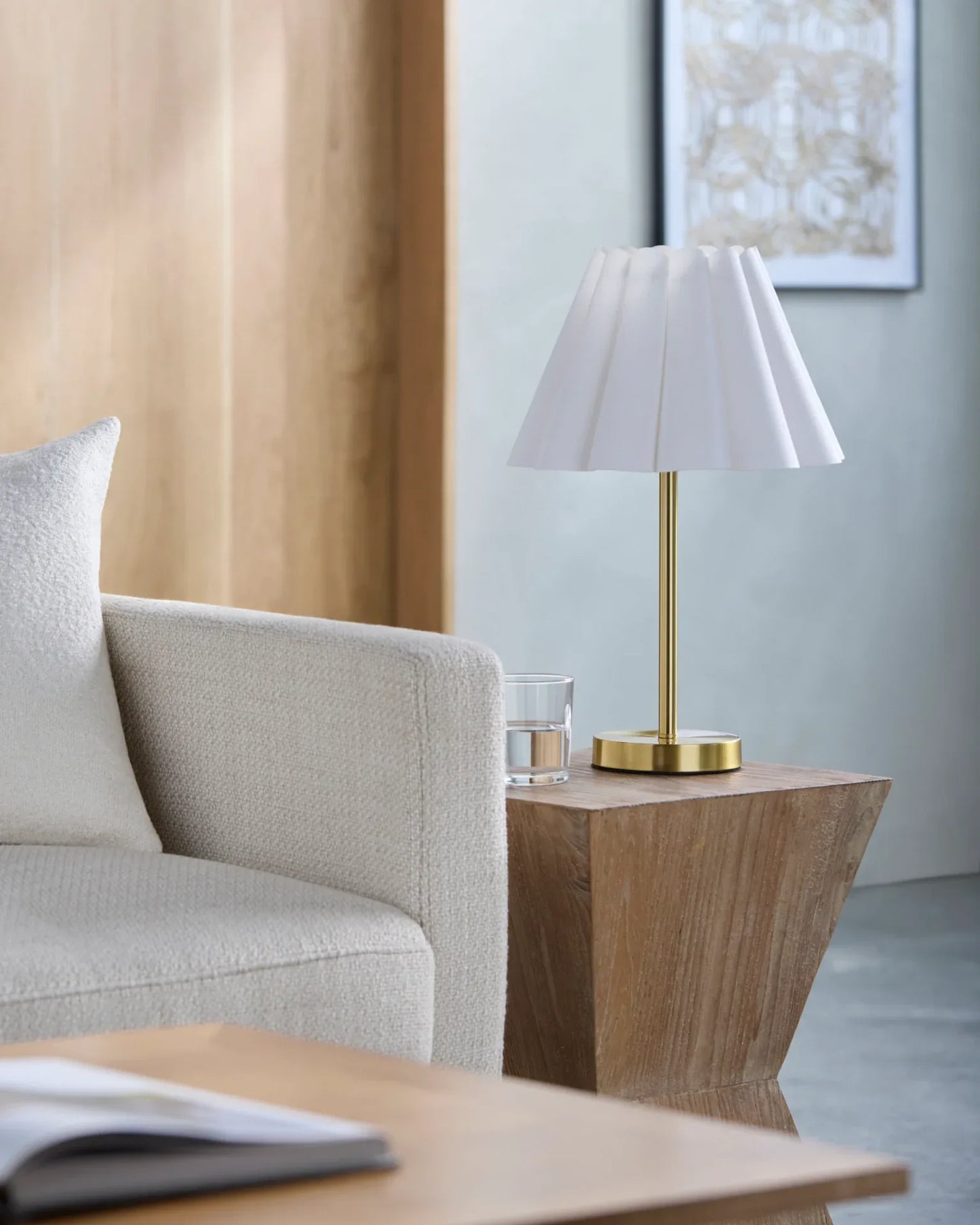 Leynar Accent Table Lamp Livabliss Leynar