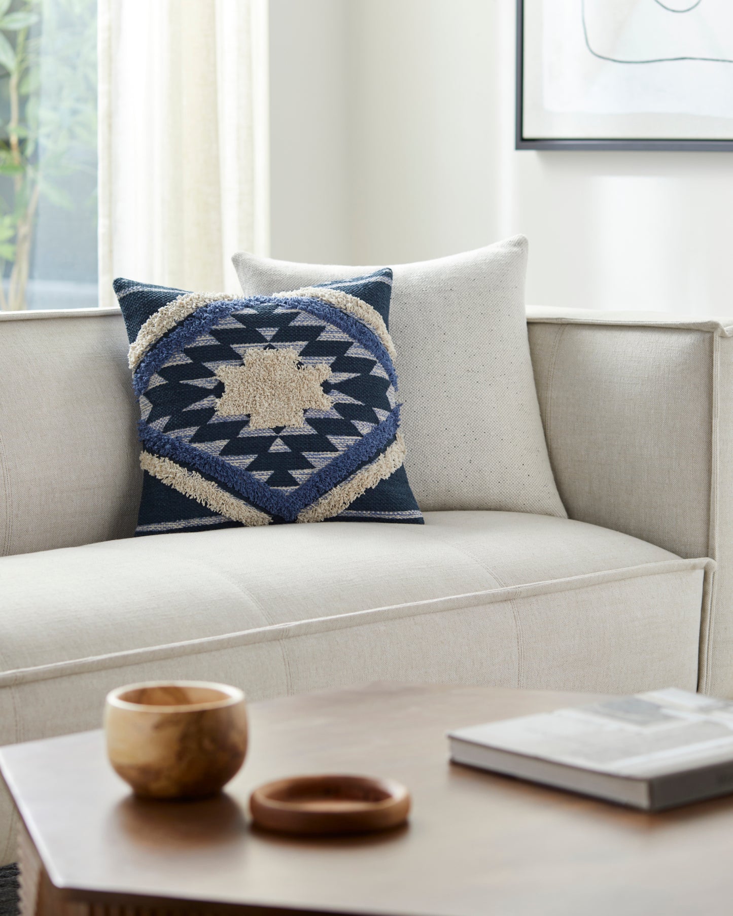 Lachlan Accent Pillow Livabliss Lachlan