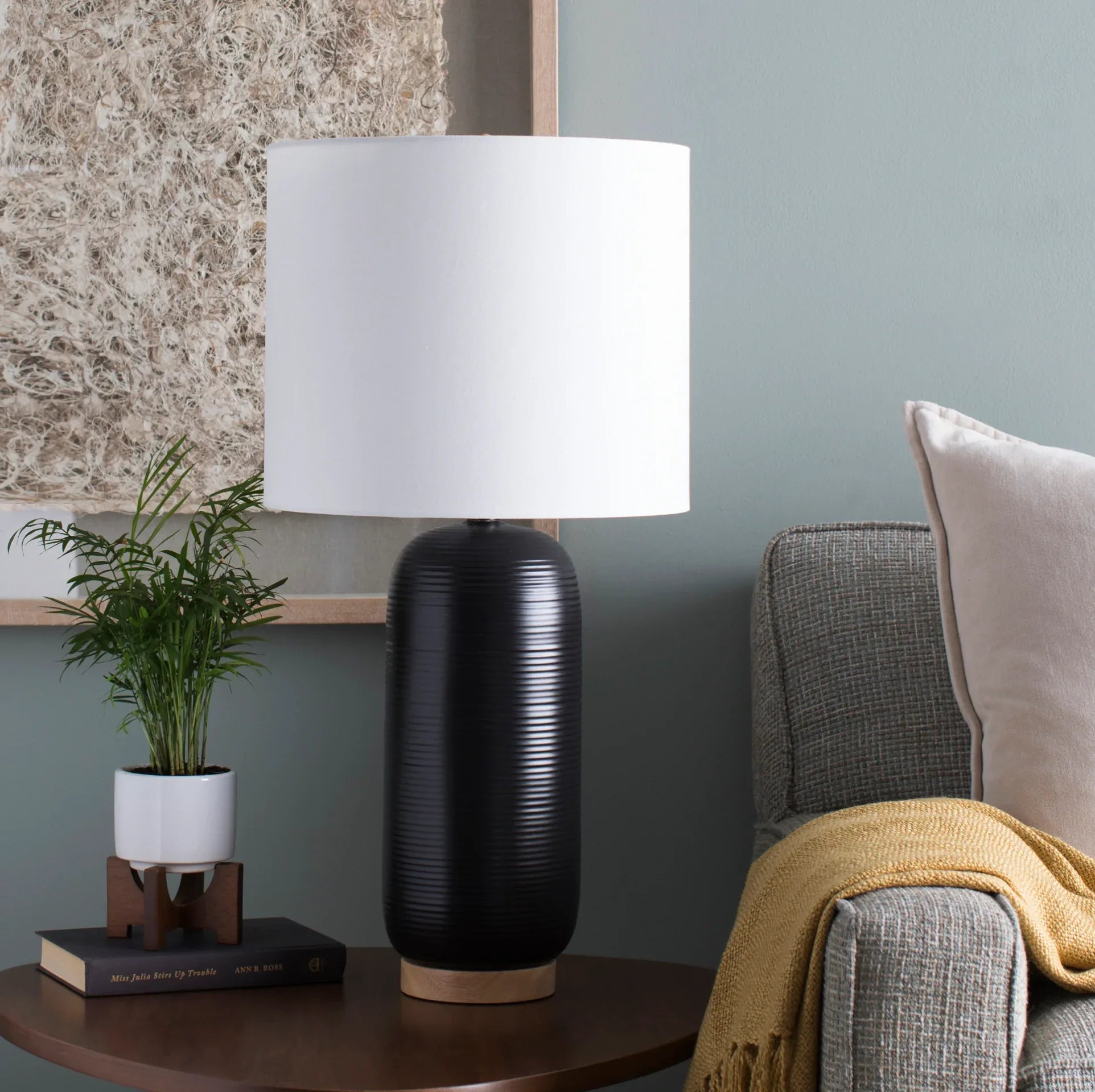 Everly Accent Table Lamp Livabliss Everly