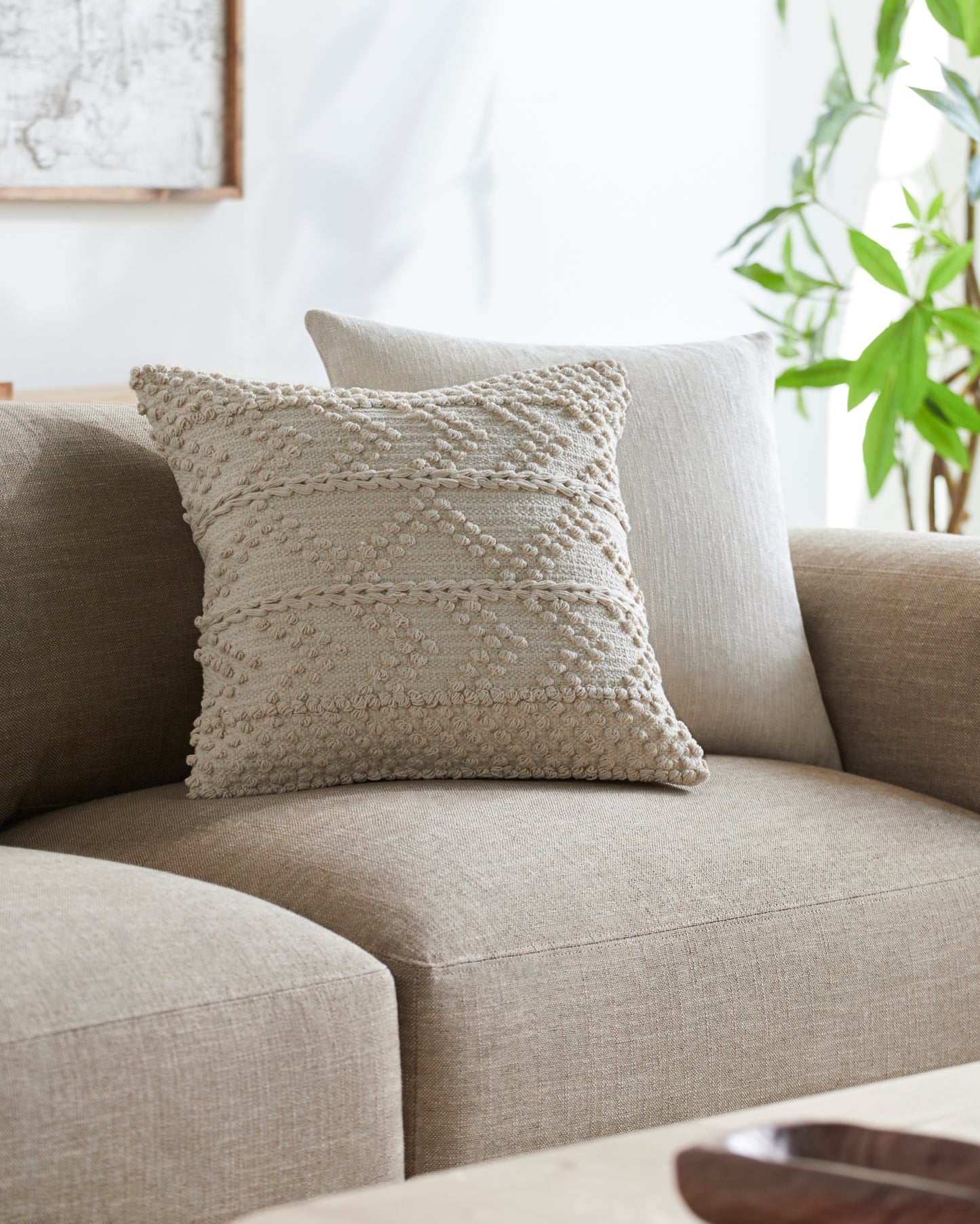 Merdo Accent Pillow Livabliss Merdo