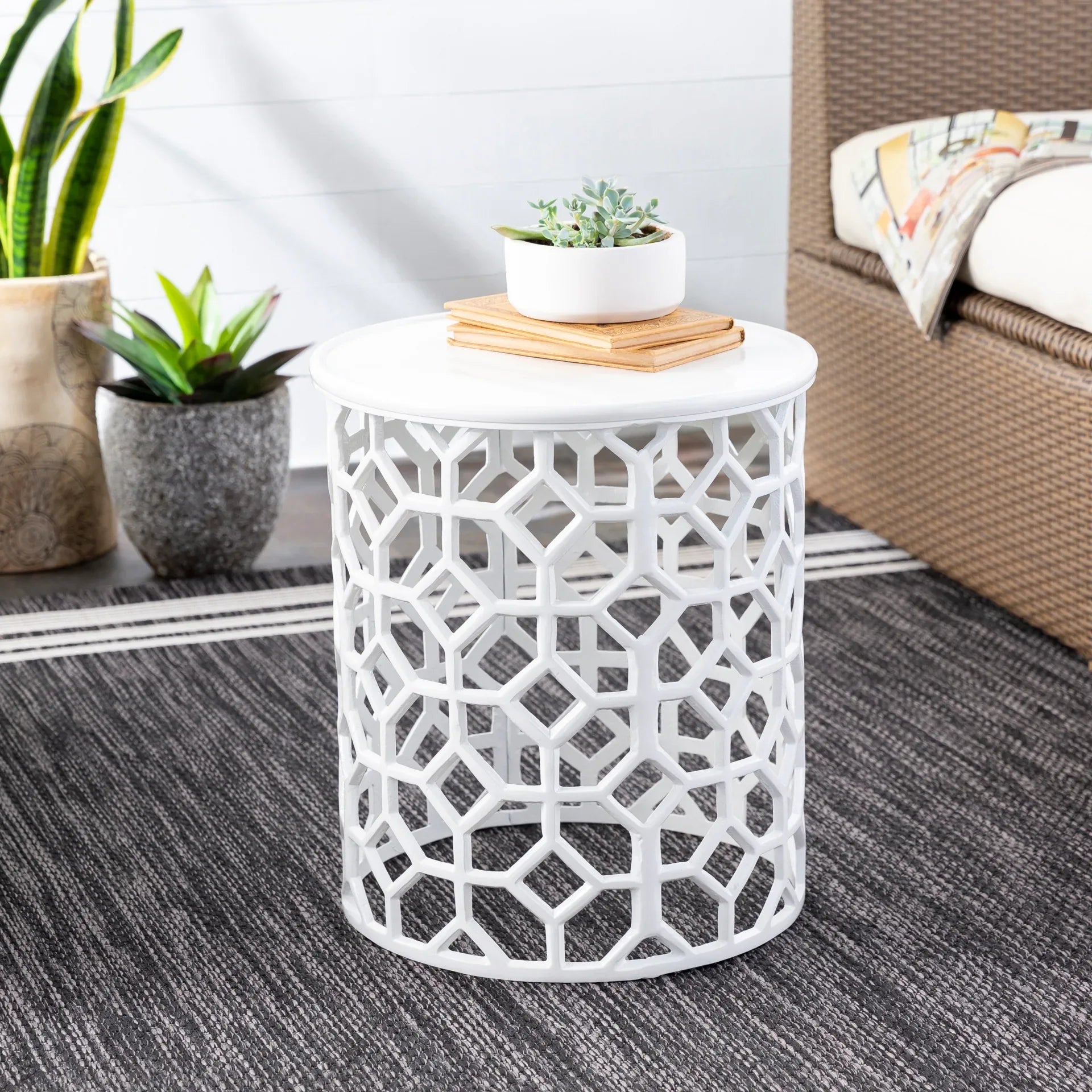 Hale End Table Livabliss Hale