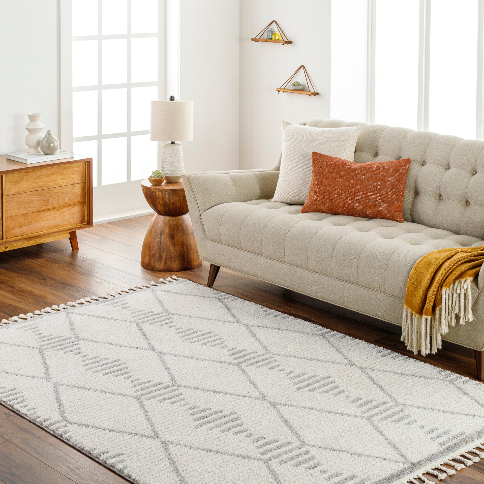 Valencia Machine Woven Rug Livabliss Valencia