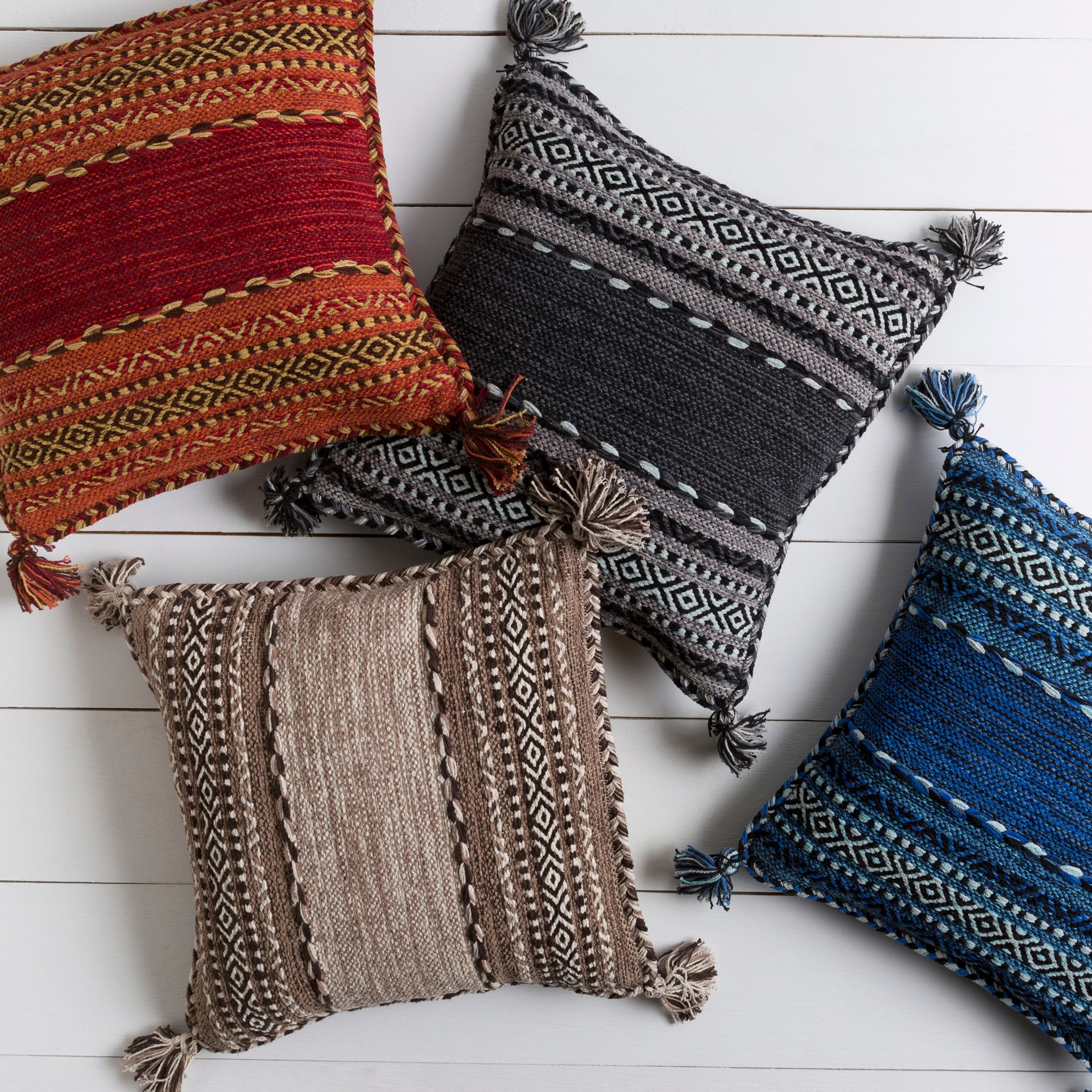 Trenza Accent Pillow Livabliss Trenza