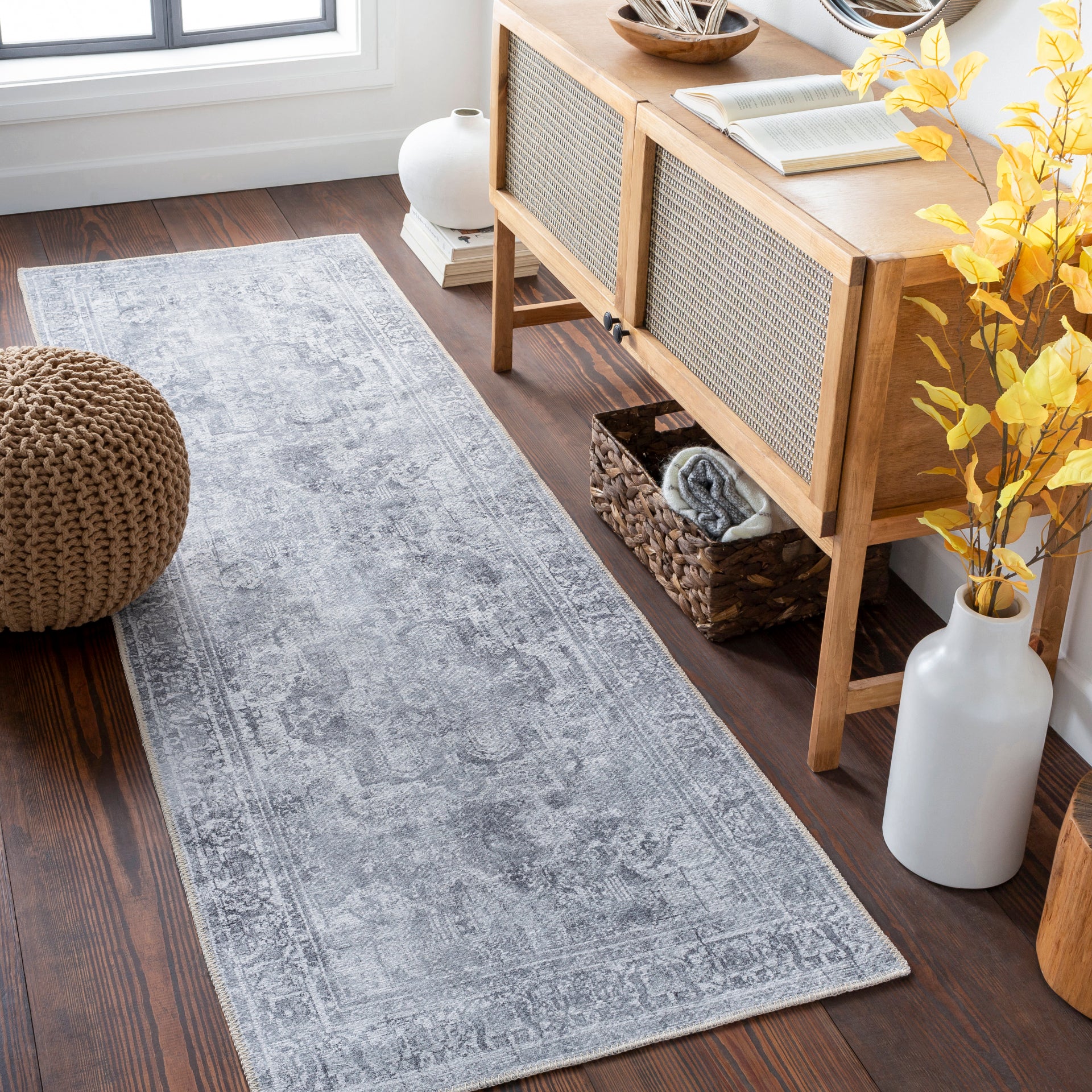 Tahmis Machine Woven Rug Livabliss Tahmis