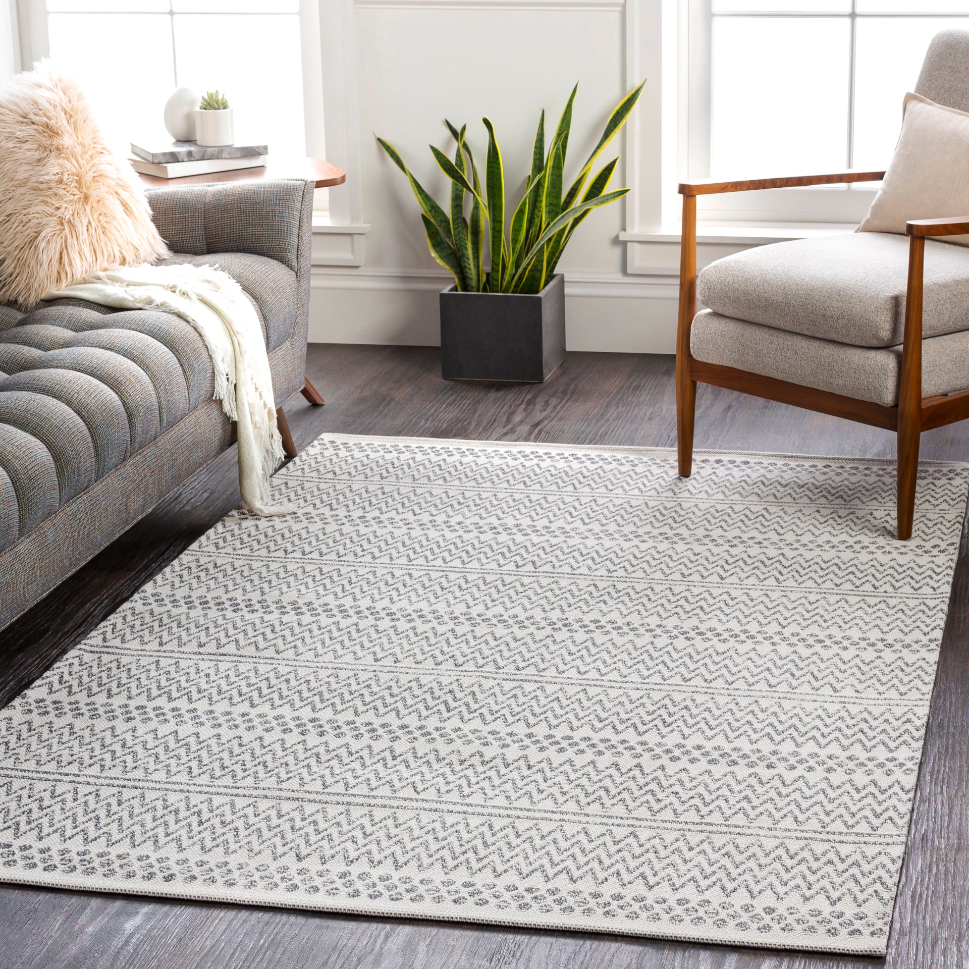 La Casa Machine Woven Rug Livabliss La Casa