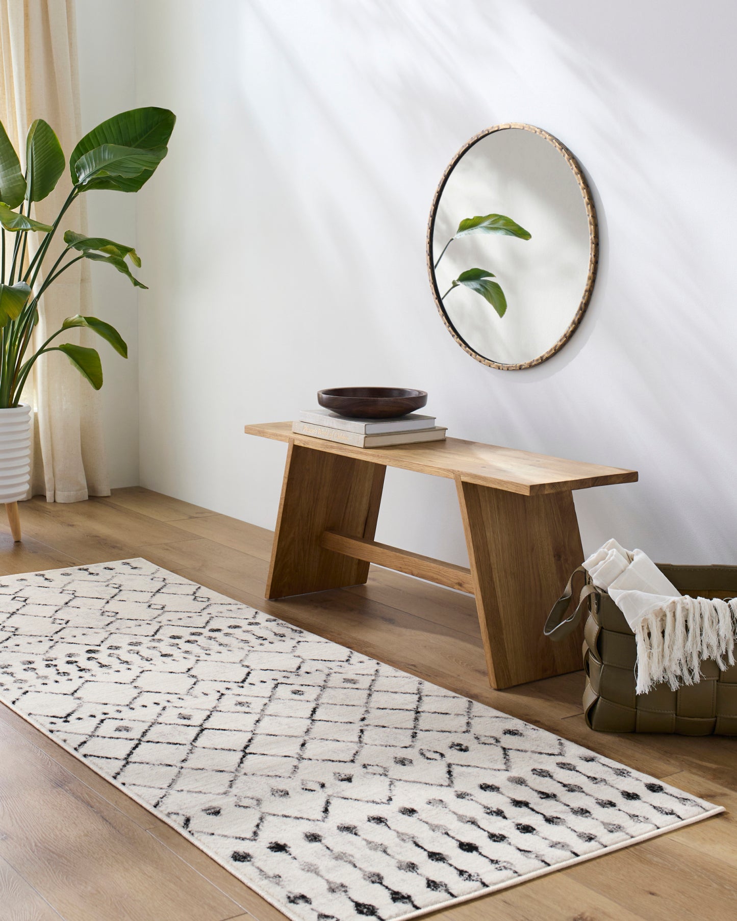 Pisa Machine Woven Rug Livabliss Pisa