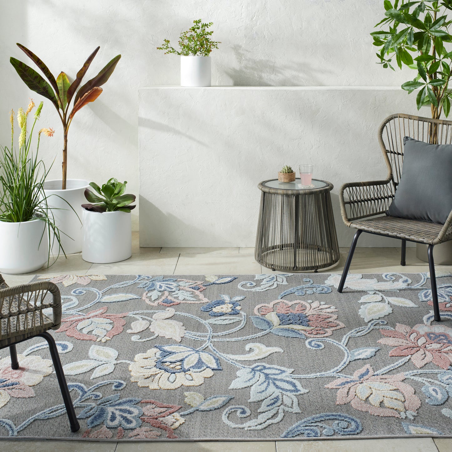 Lakeside Machine Woven Rug Livabliss Lakeside