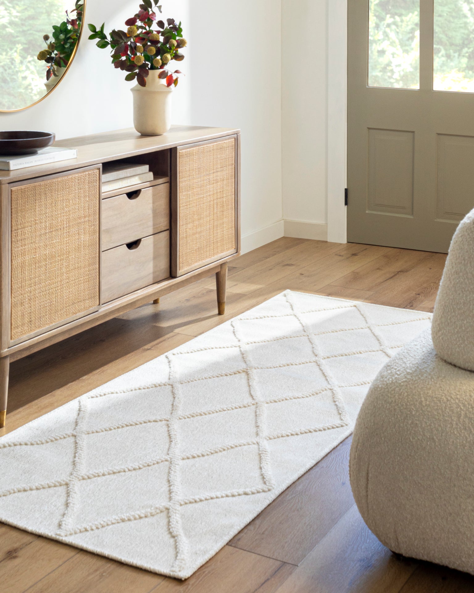 Lyna Machine Woven Rug Livabliss Lyna