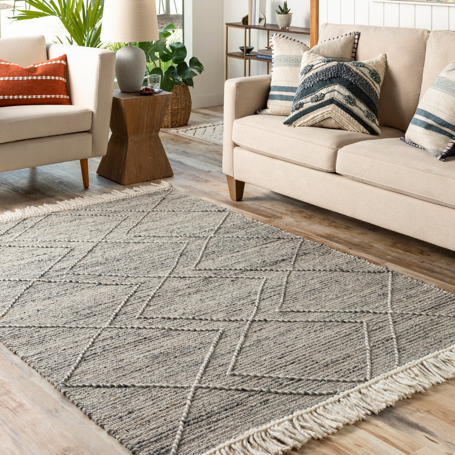 Lucia Handmade Rug Livabliss Lucia
