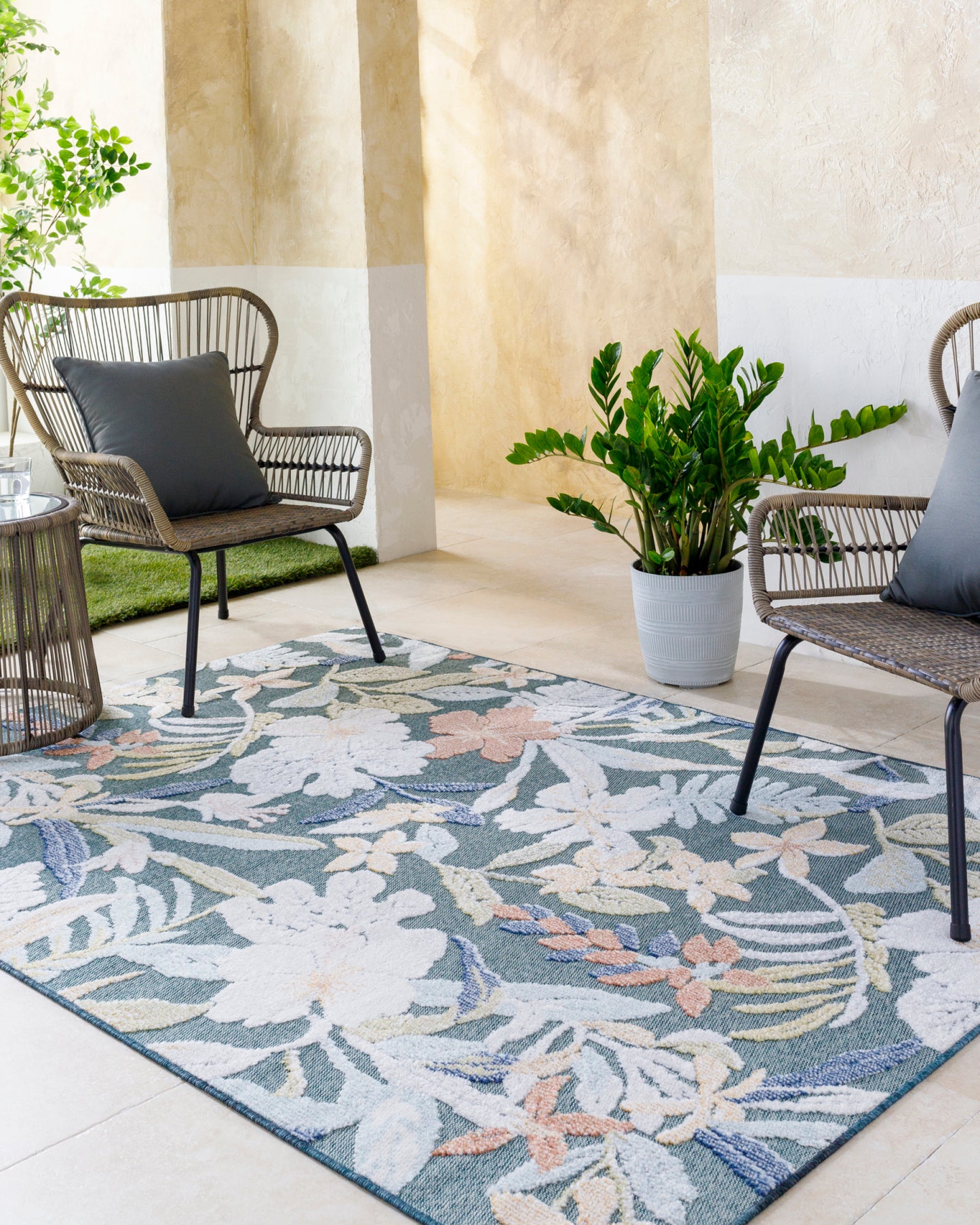 Lakeside Machine Woven Rug Livabliss Lakeside