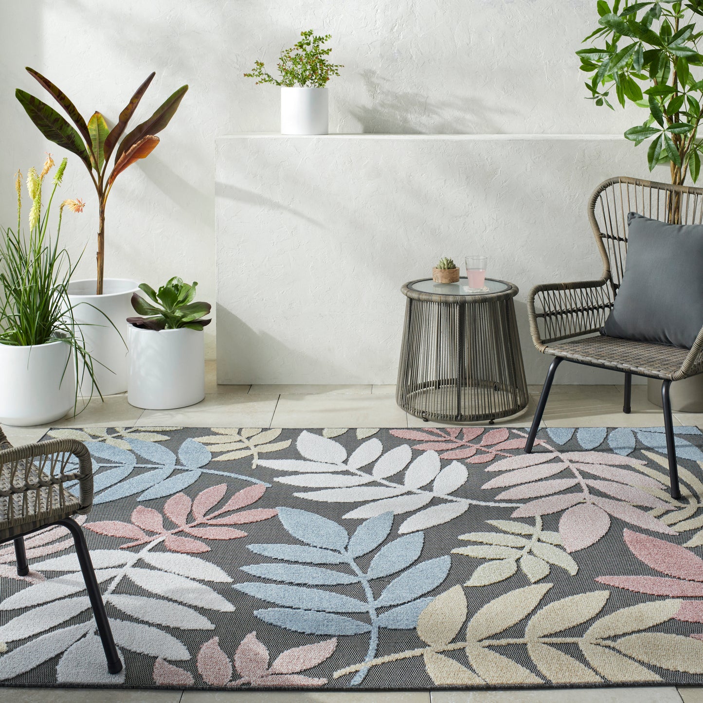 Lakeside Machine Woven Rug Livabliss Lakeside