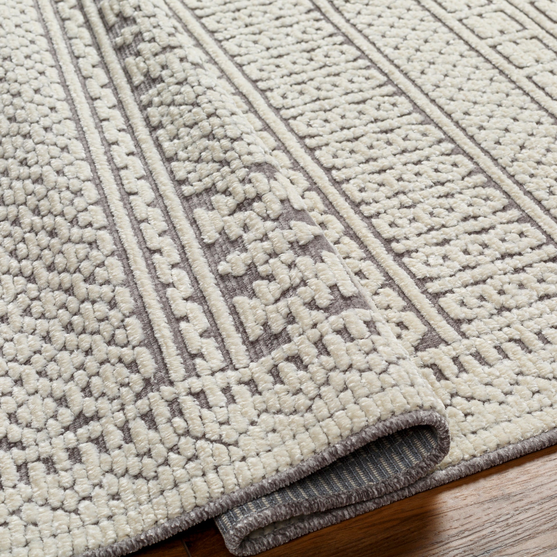 Lyna Machine Woven Rug Livabliss Lyna
