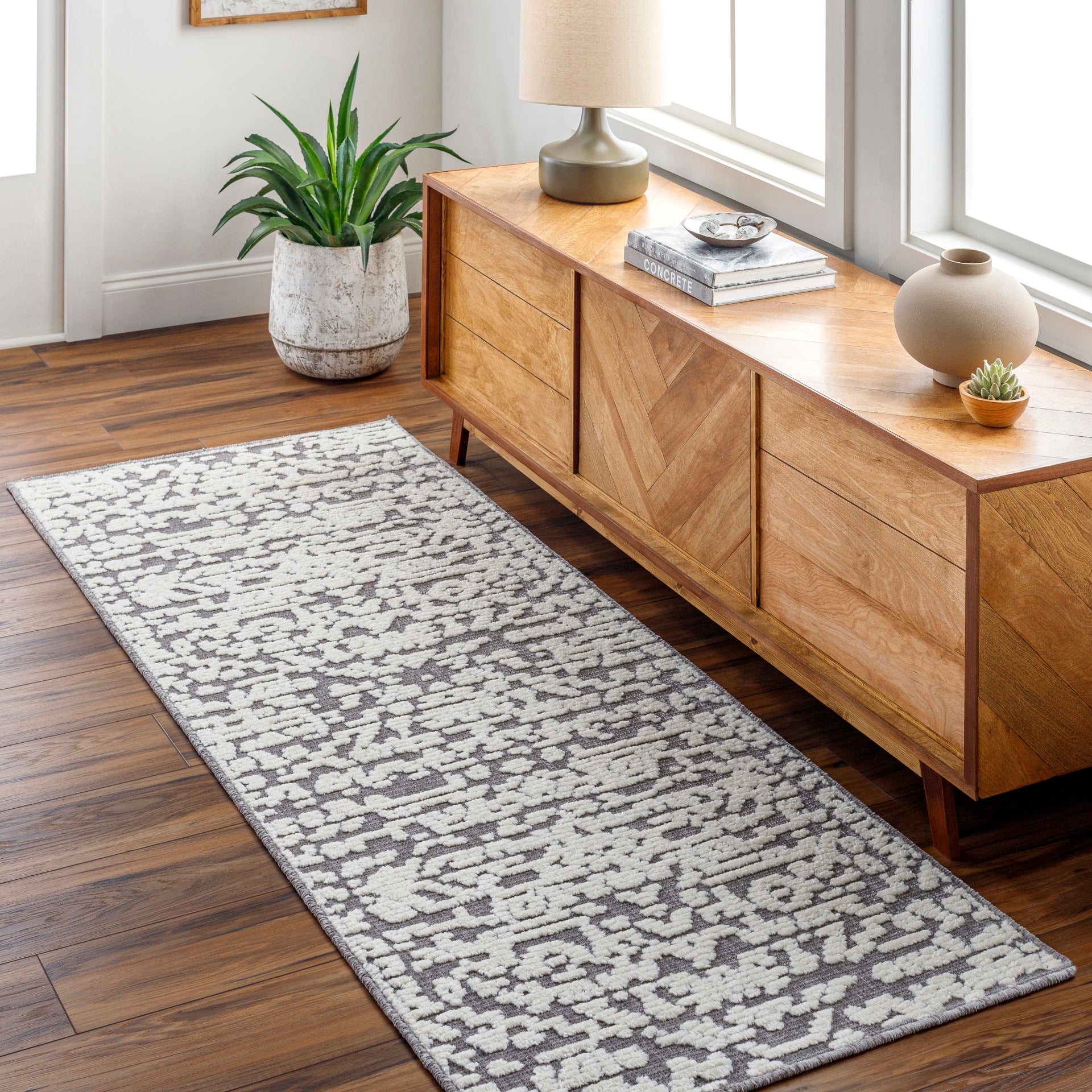 Lyna Machine Woven Rug Livabliss Lyna