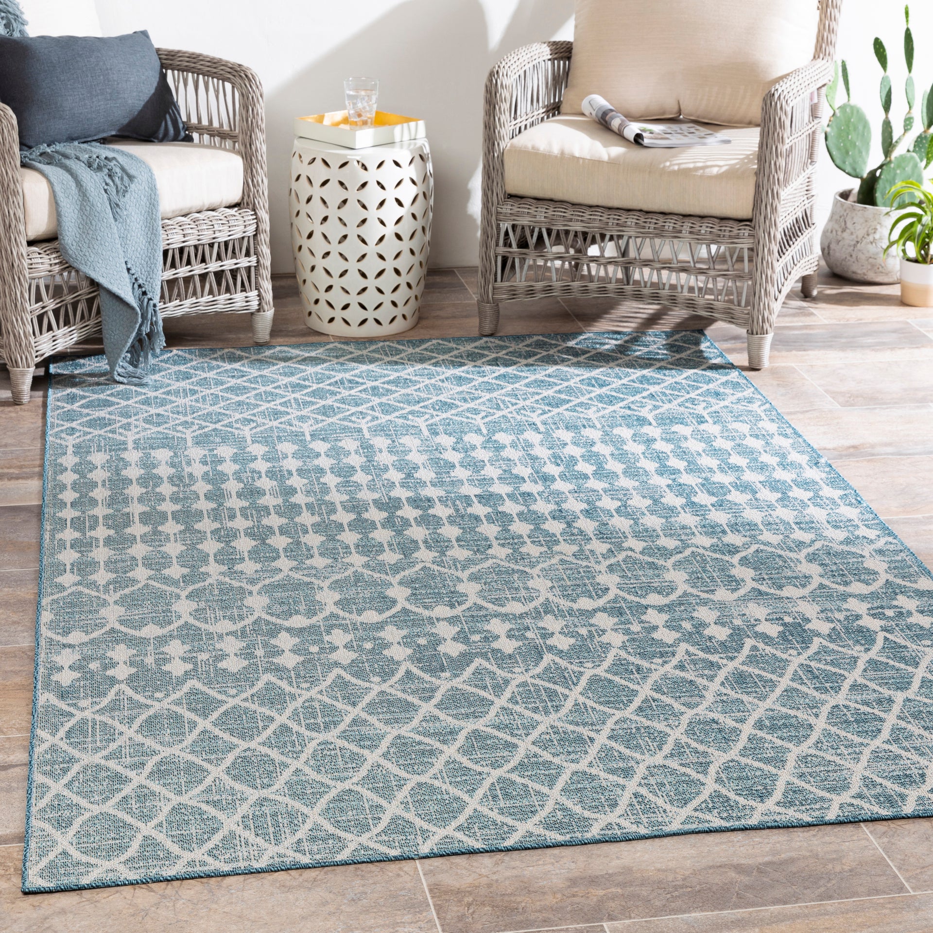 Veranda Machine Woven Rug Livabliss Veranda