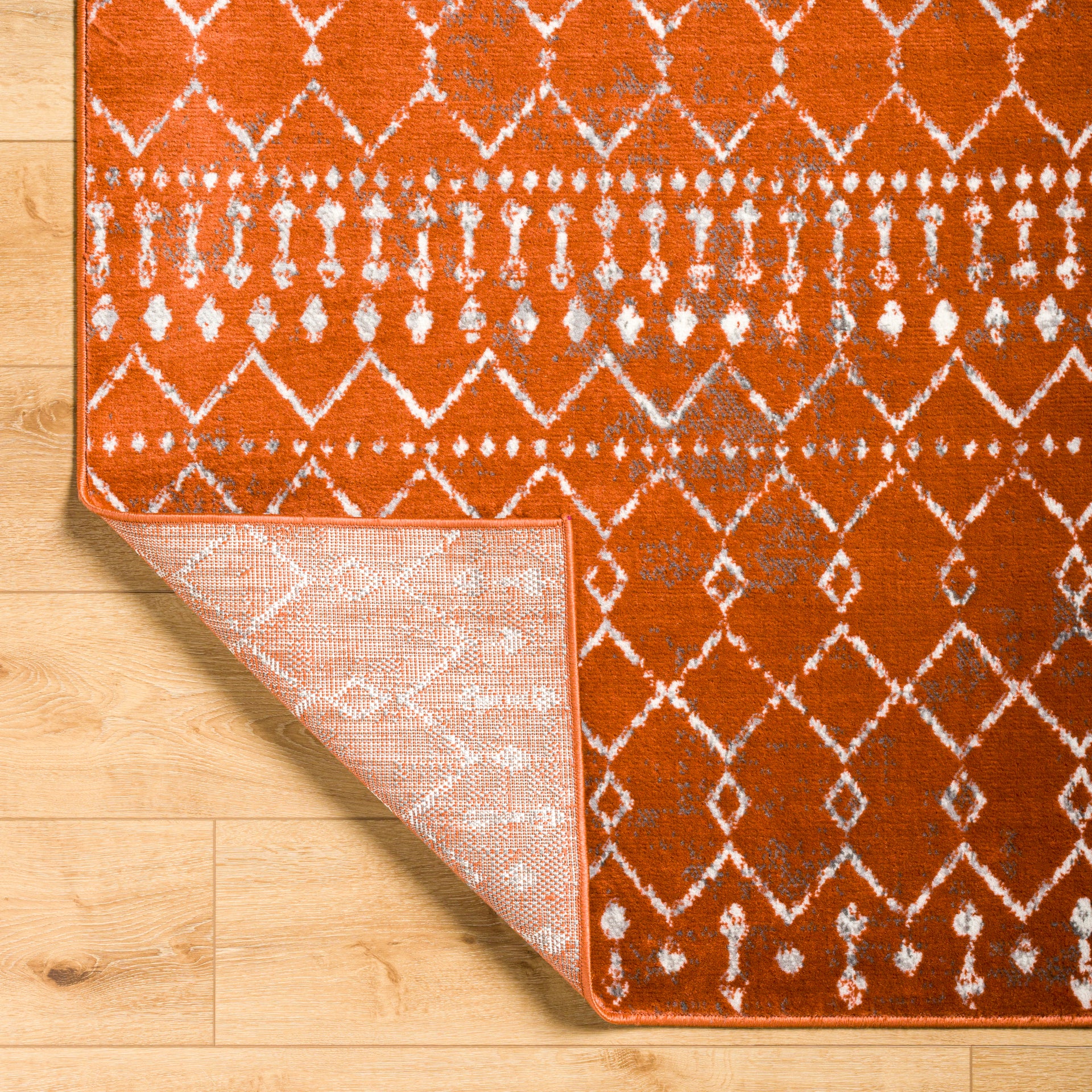 Pisa Machine Woven Rug Livabliss Pisa