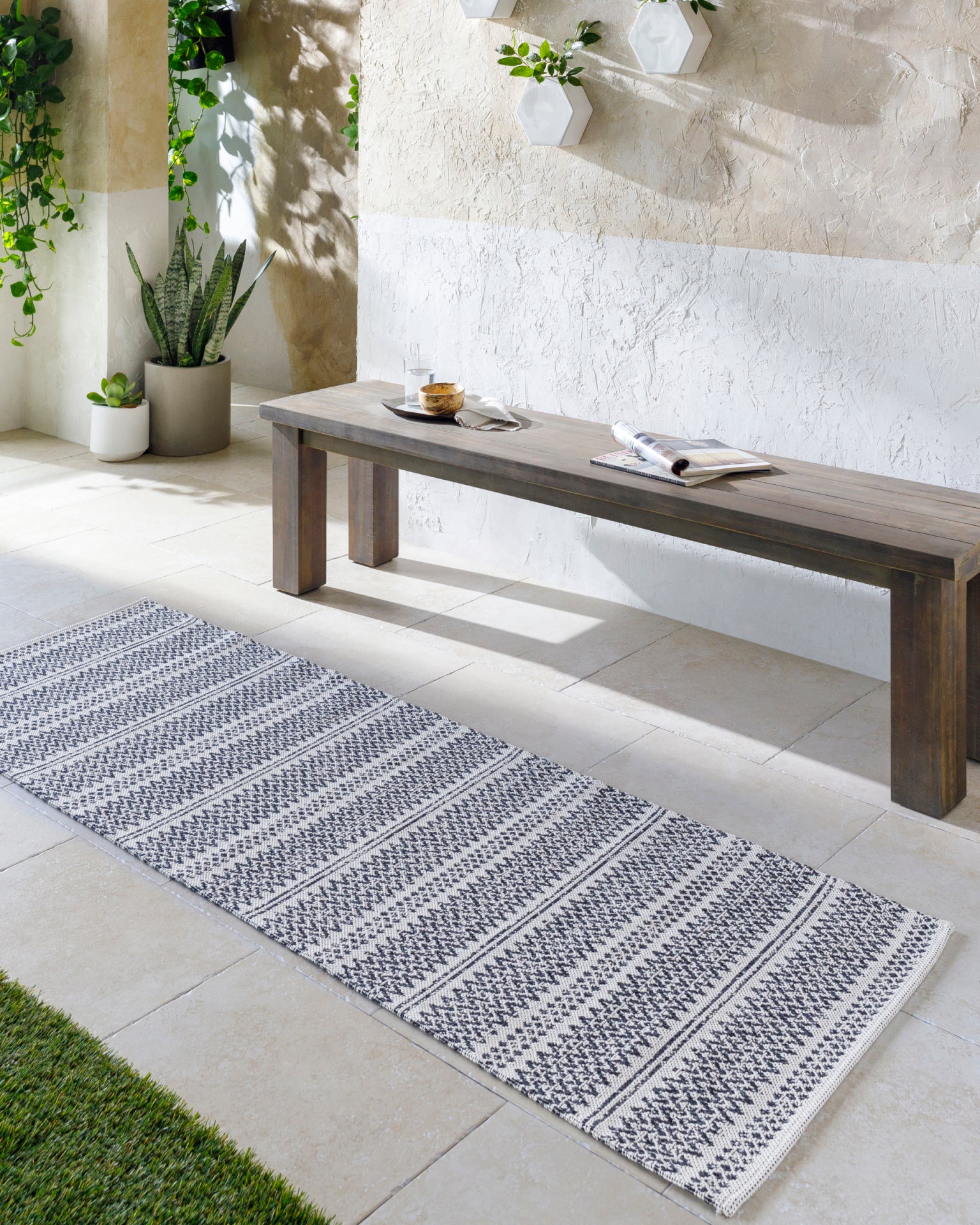 La Casa Machine Woven Rug Livabliss La Casa