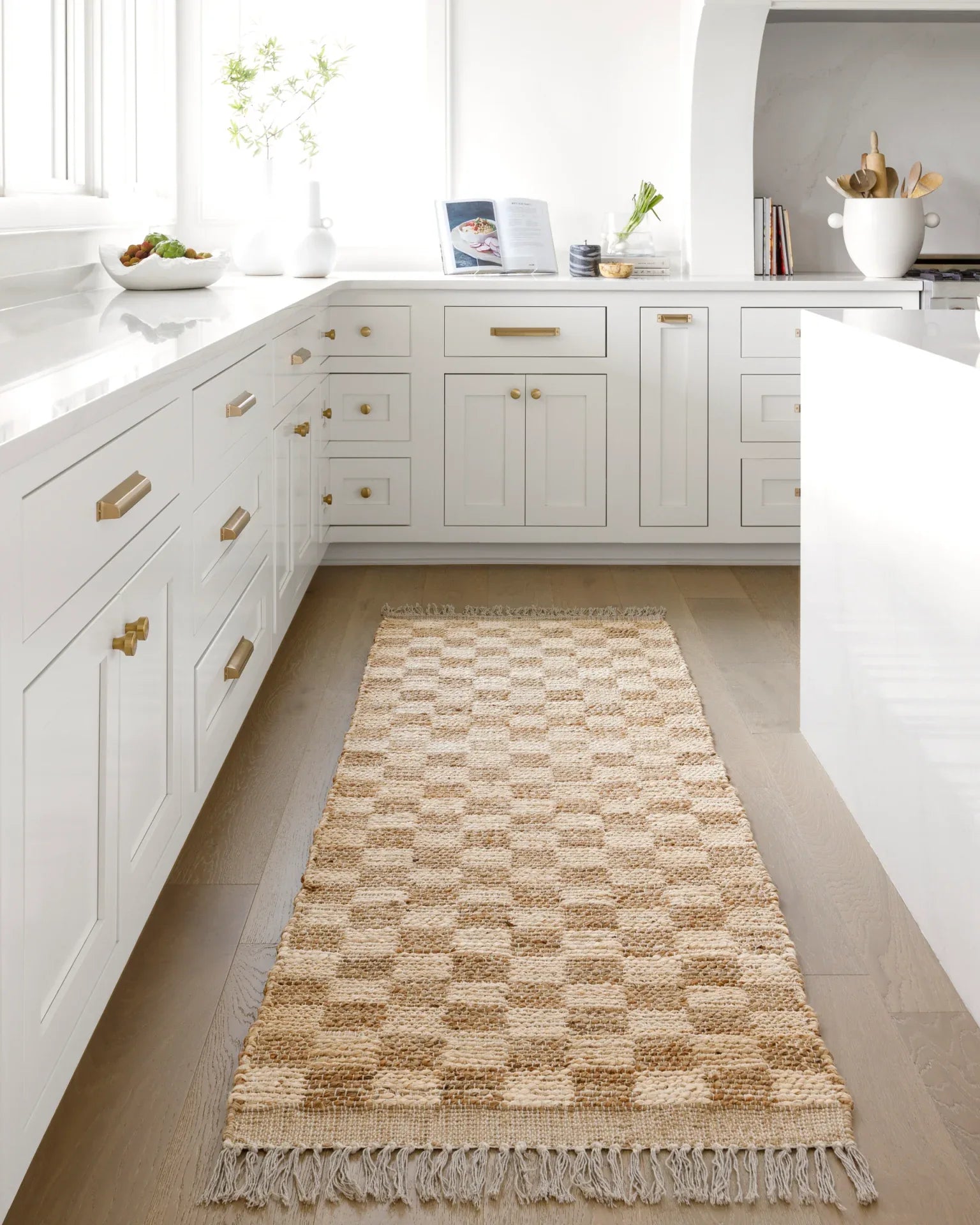 Dama Handmade Rug Livabliss Dama