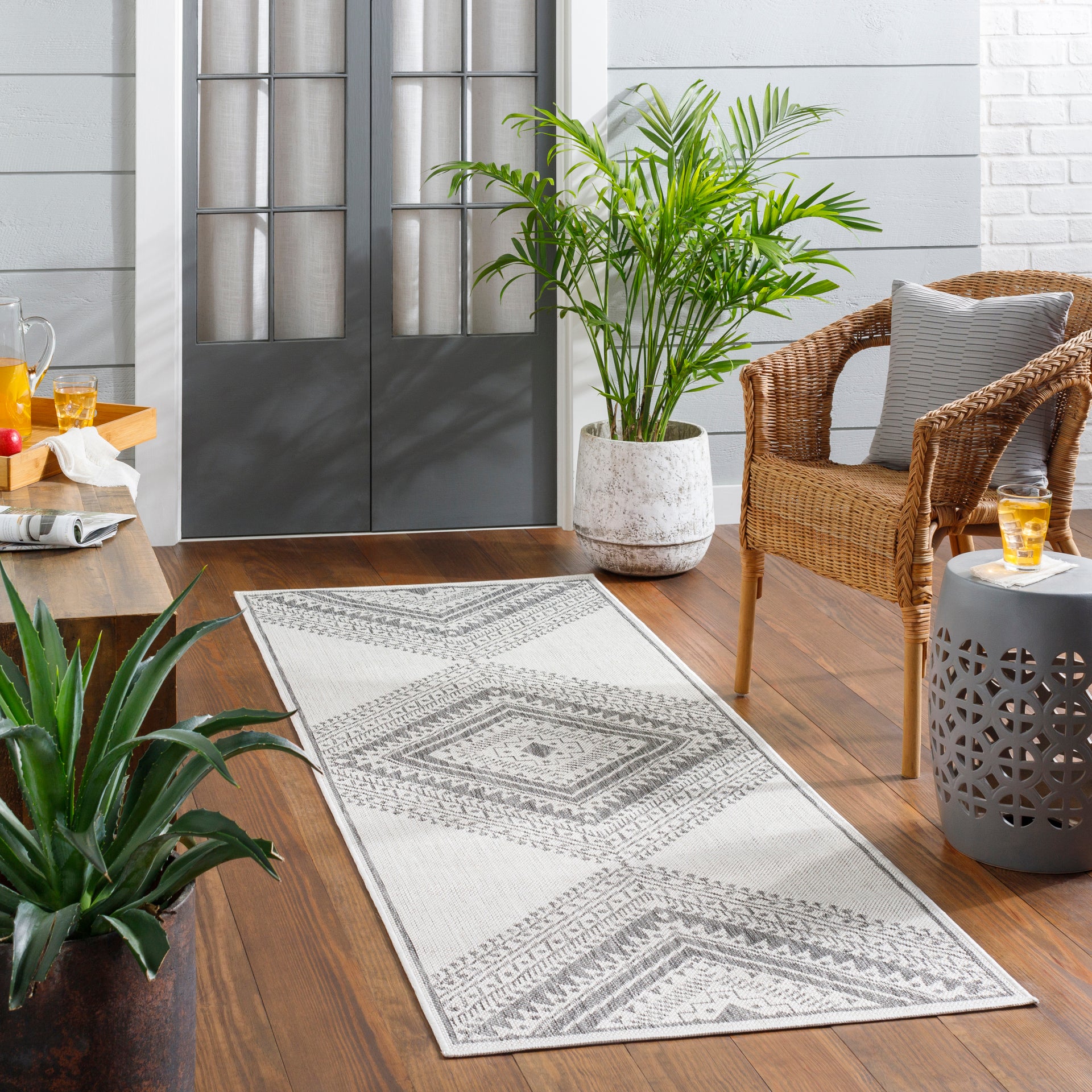 Long Beach Machine Woven Rug Livabliss Long Beach