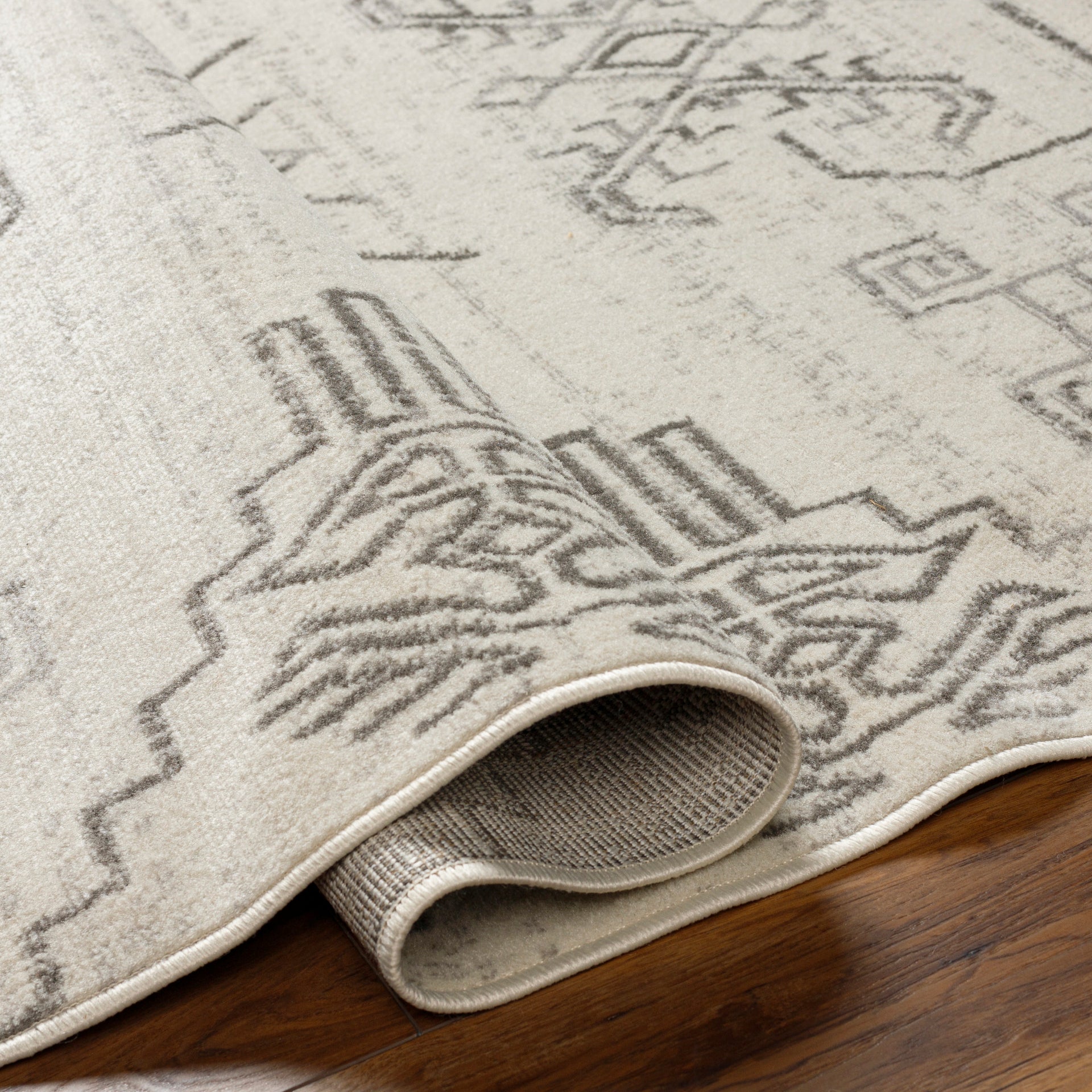 Pisa Machine Woven Rug Livabliss Pisa