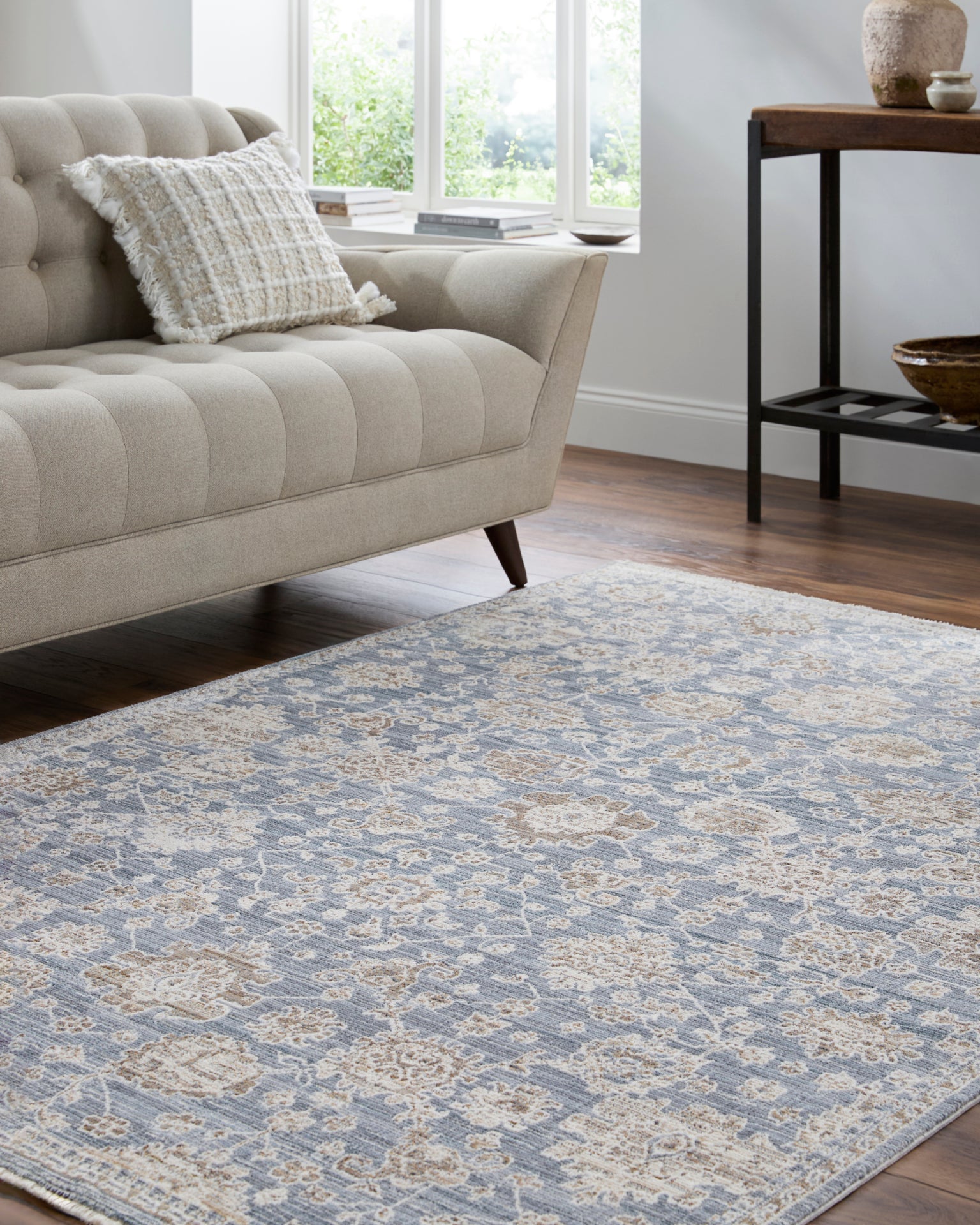 Mansfield Machine Woven Rug Livabliss Mansfield