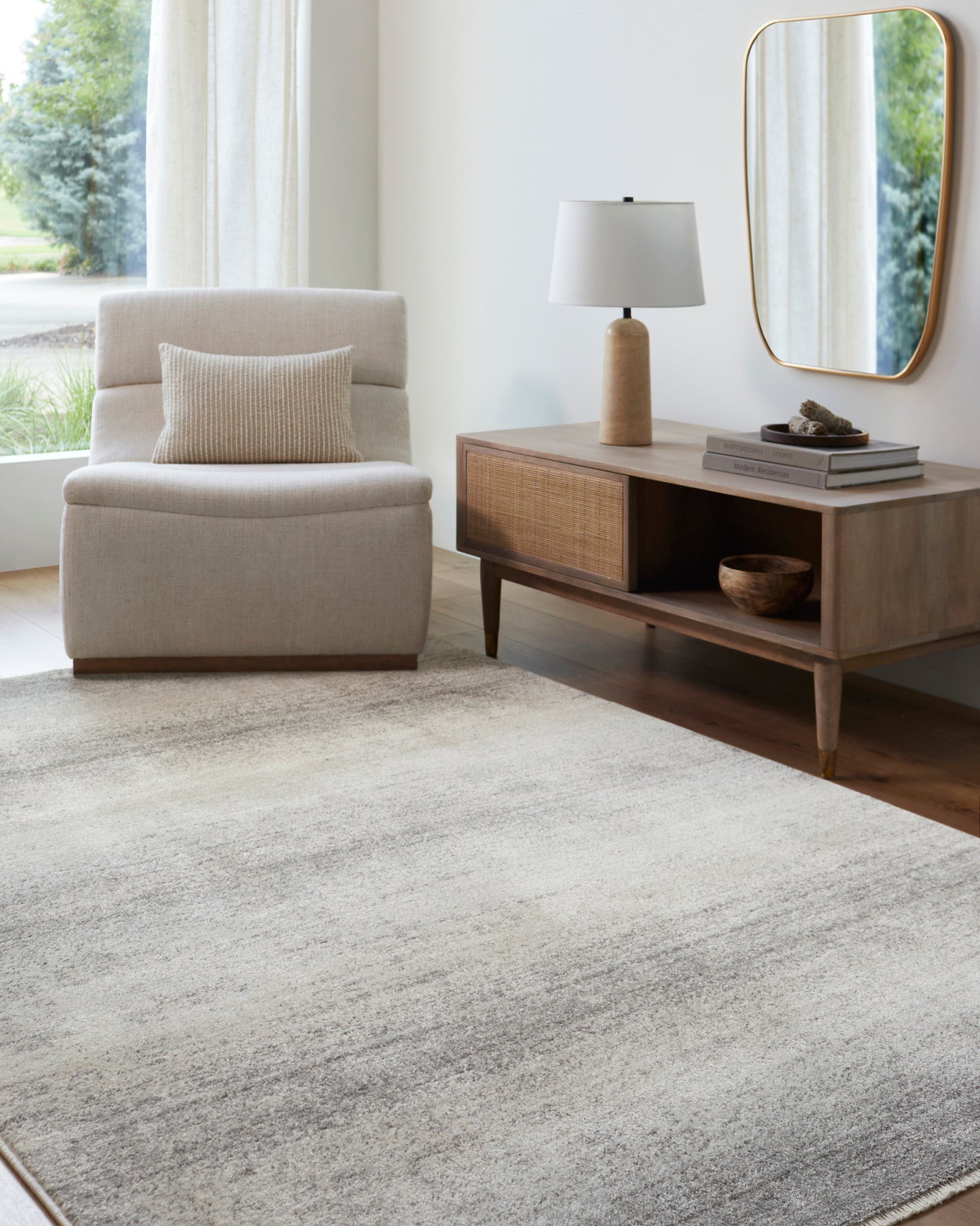 Rojin Machine Woven Rug Livabliss Rojin