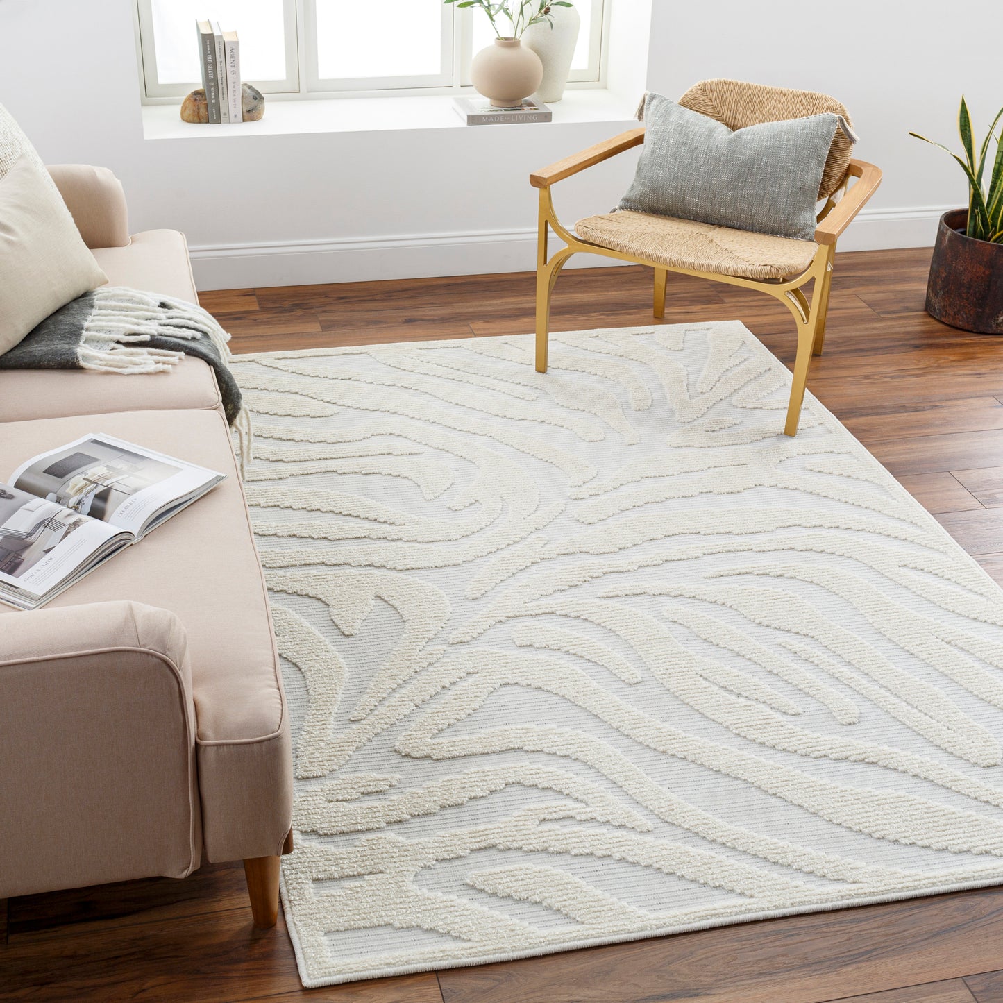 Lyna Machine Woven Rug Livabliss Lyna