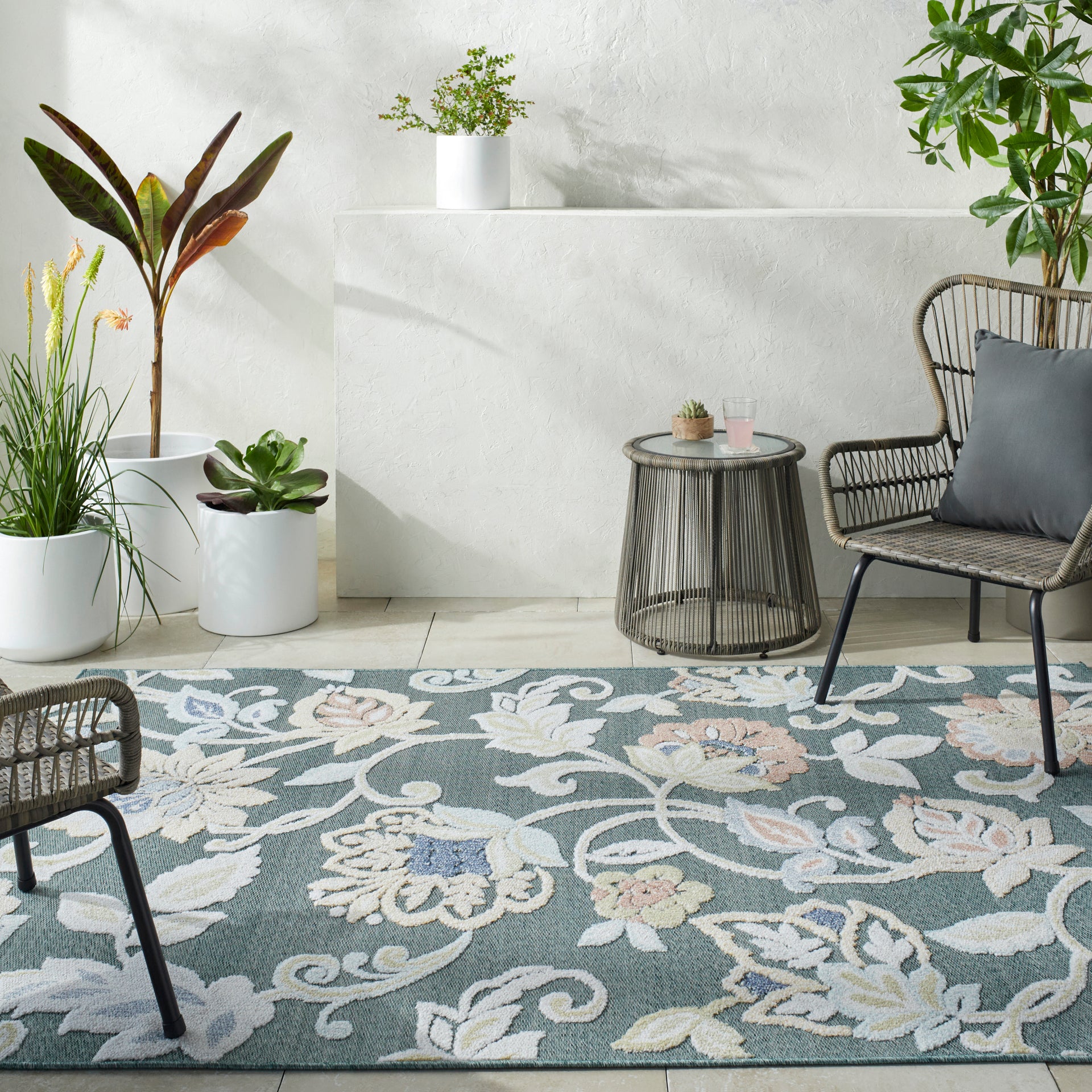 Lakeside Machine Woven Rug Livabliss Lakeside