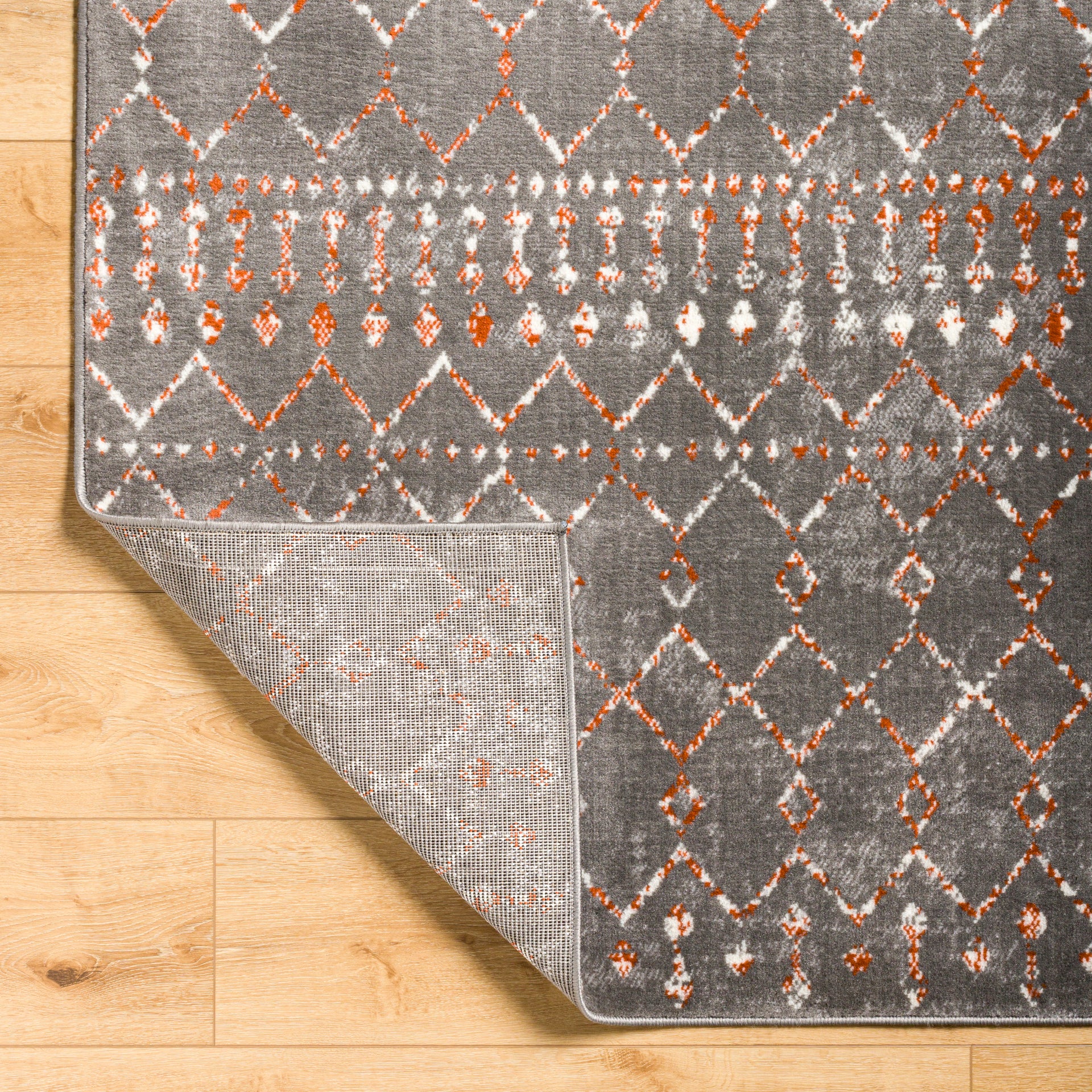 Pisa Machine Woven Rug Livabliss Pisa