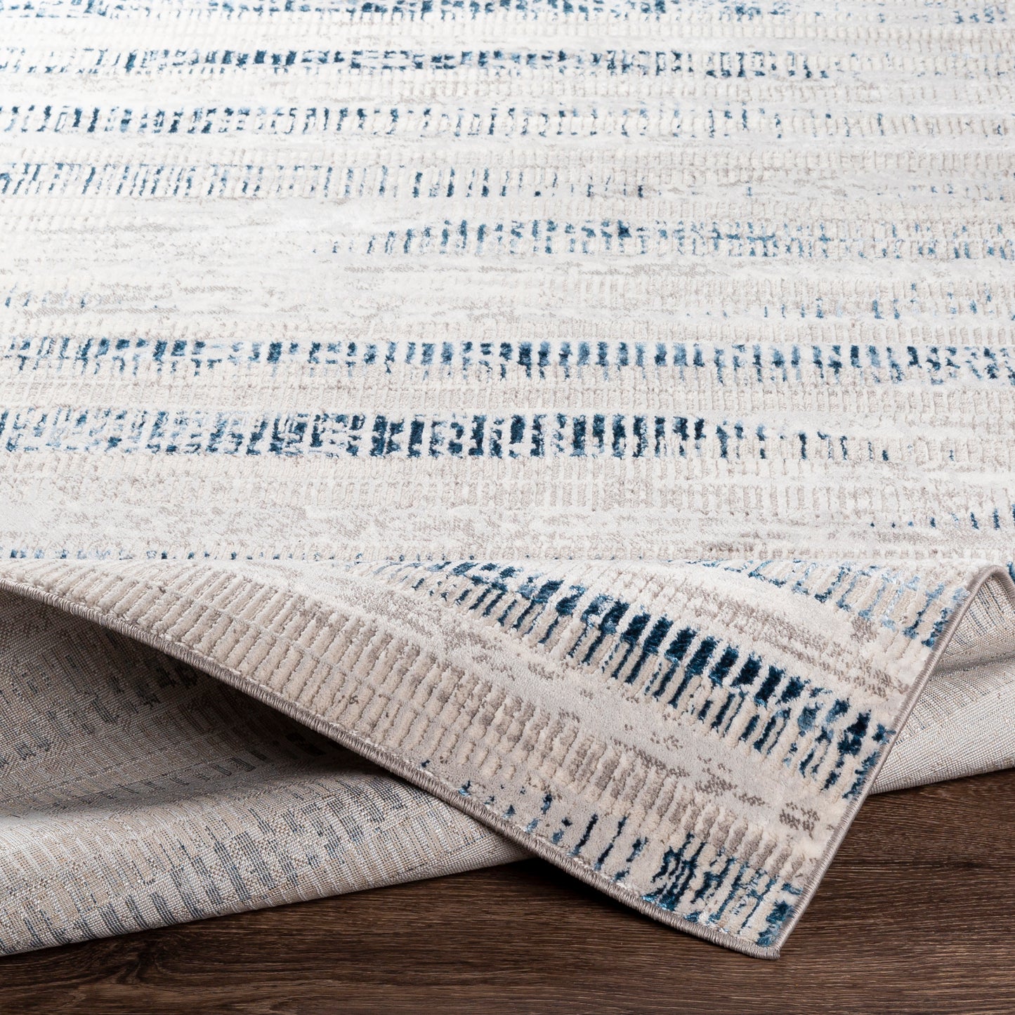 Lustro Machine Woven Rug Livabliss Lustro