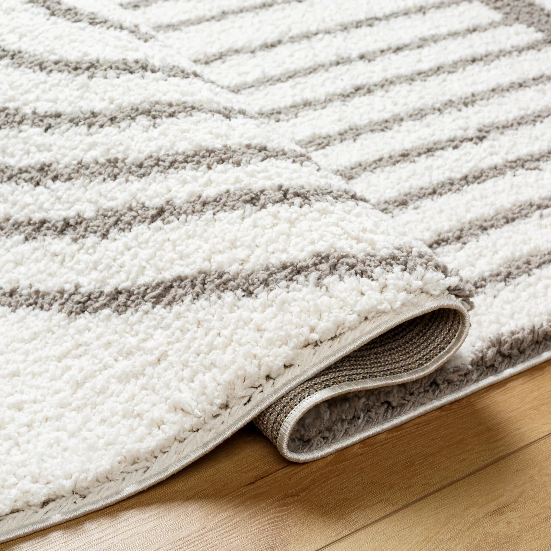 Birmingham Machine Woven Rug Livabliss Birmingham