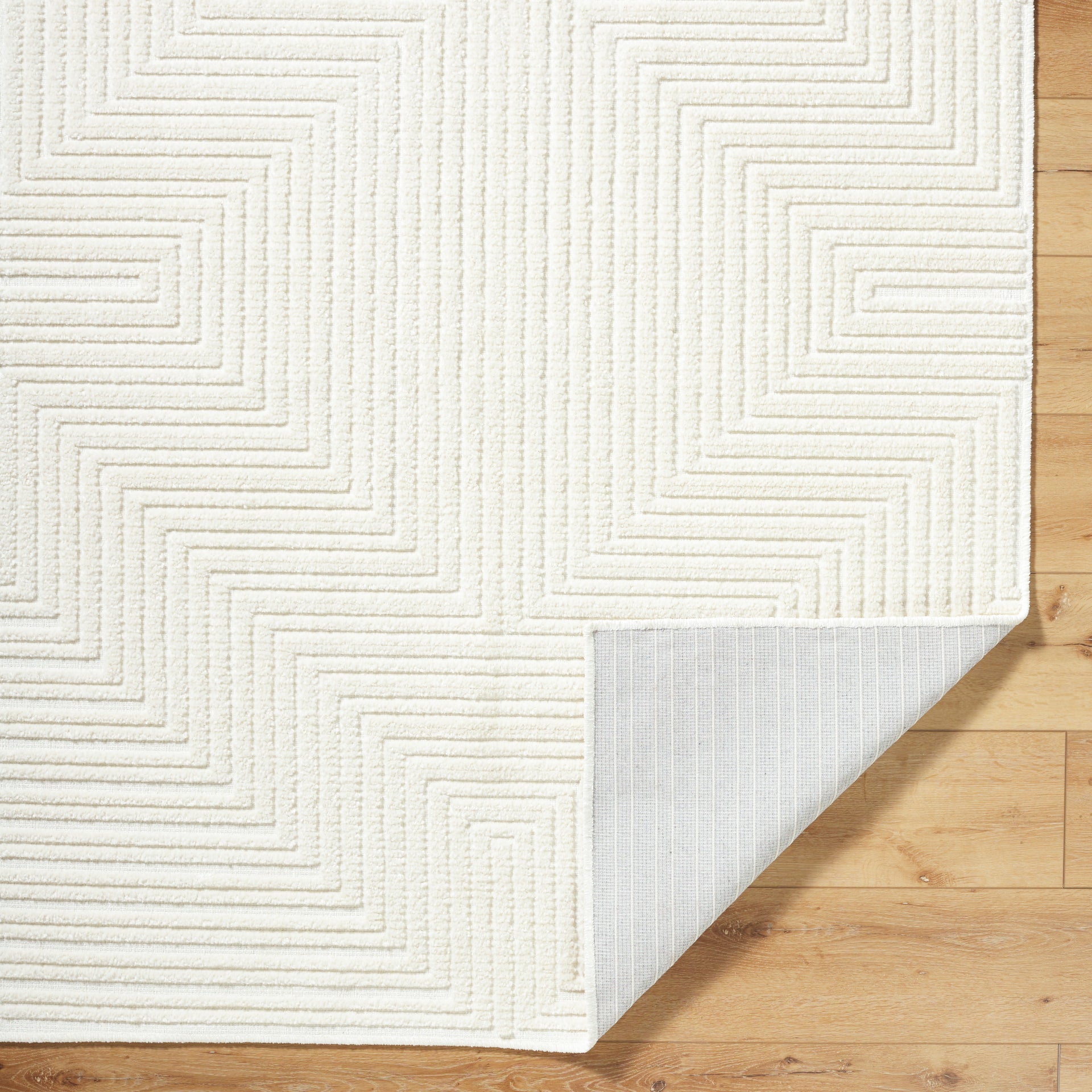 Lyna Machine Woven Rug Livabliss Lyna