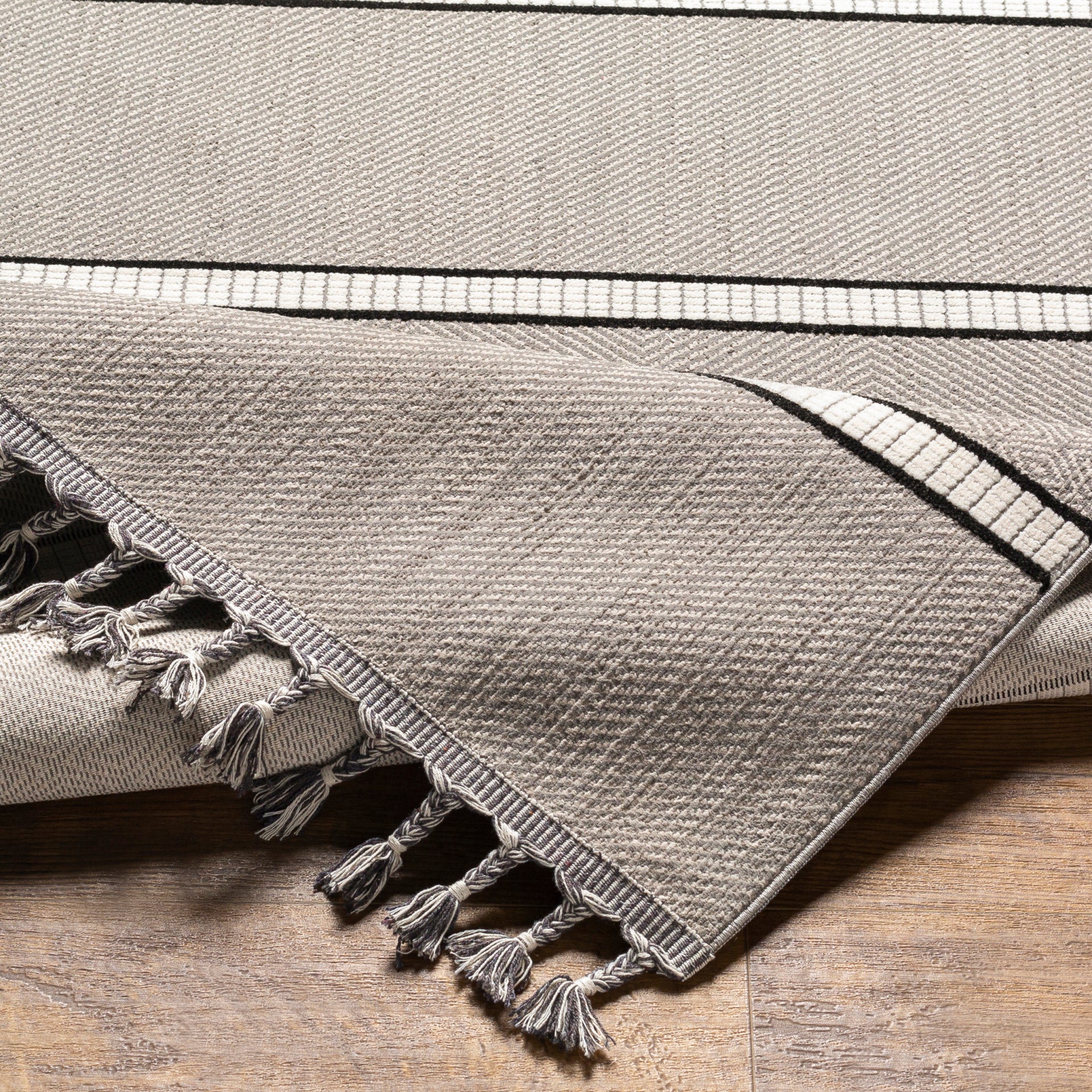 Palermo Machine Woven Rug Livabliss Palermo