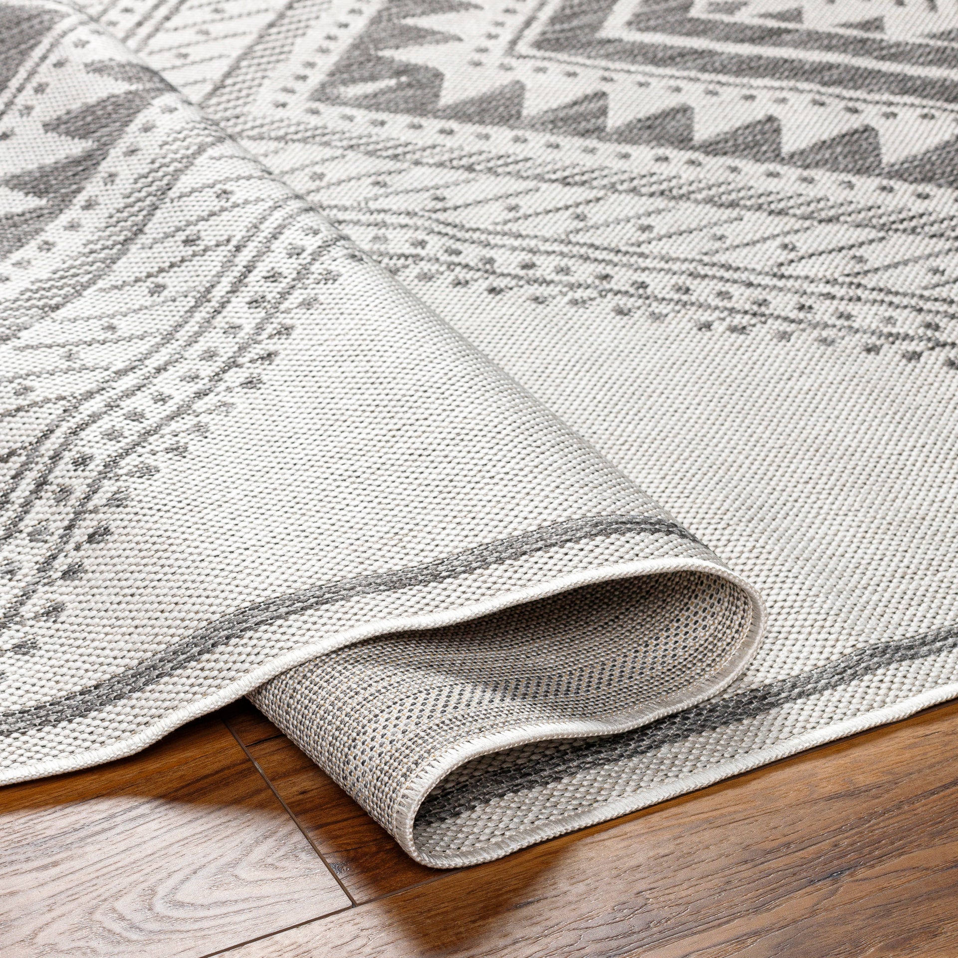 Long Beach Machine Woven Rug Livabliss Long Beach