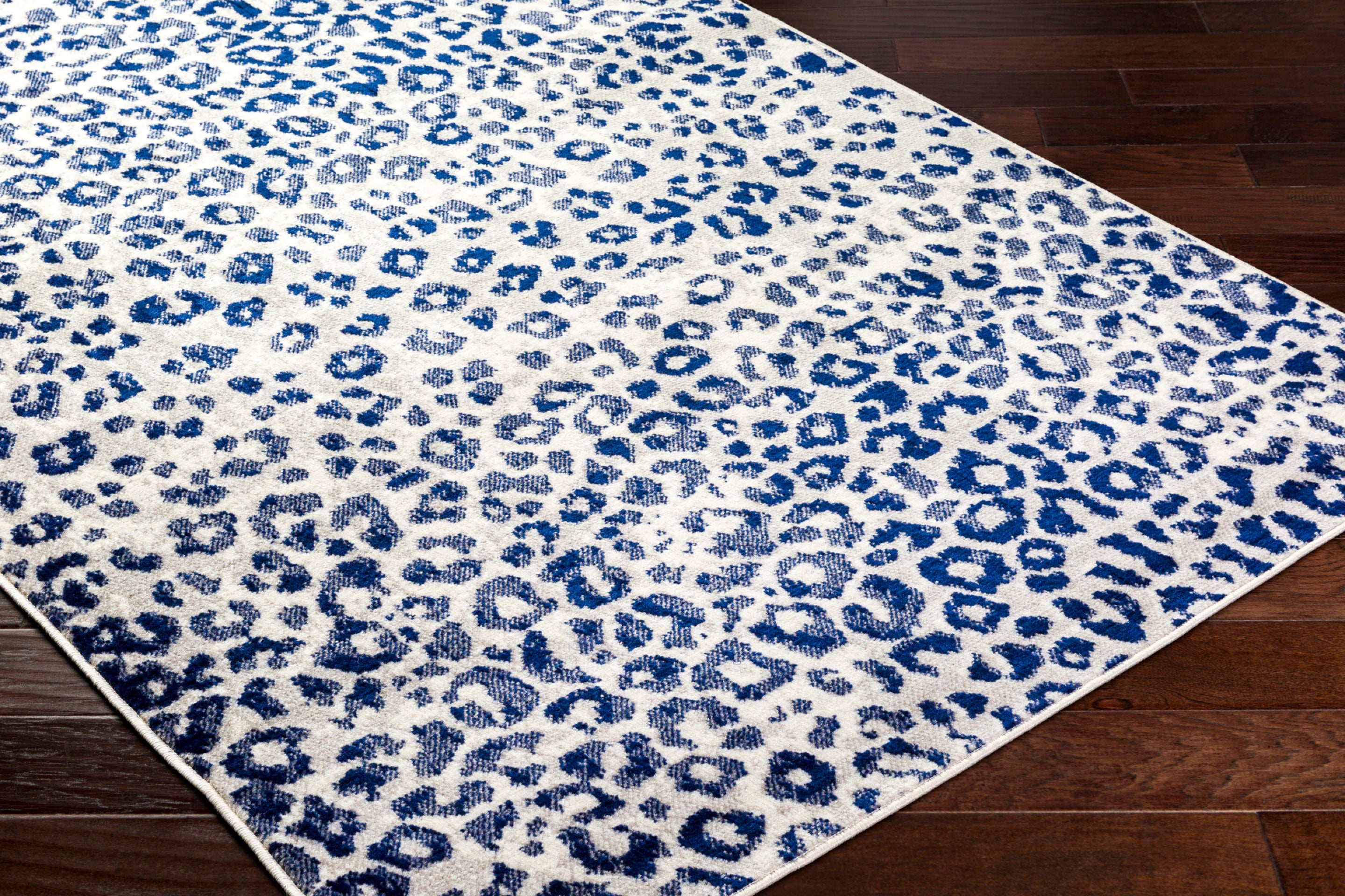 Pisa Machine Woven Rug Livabliss Pisa