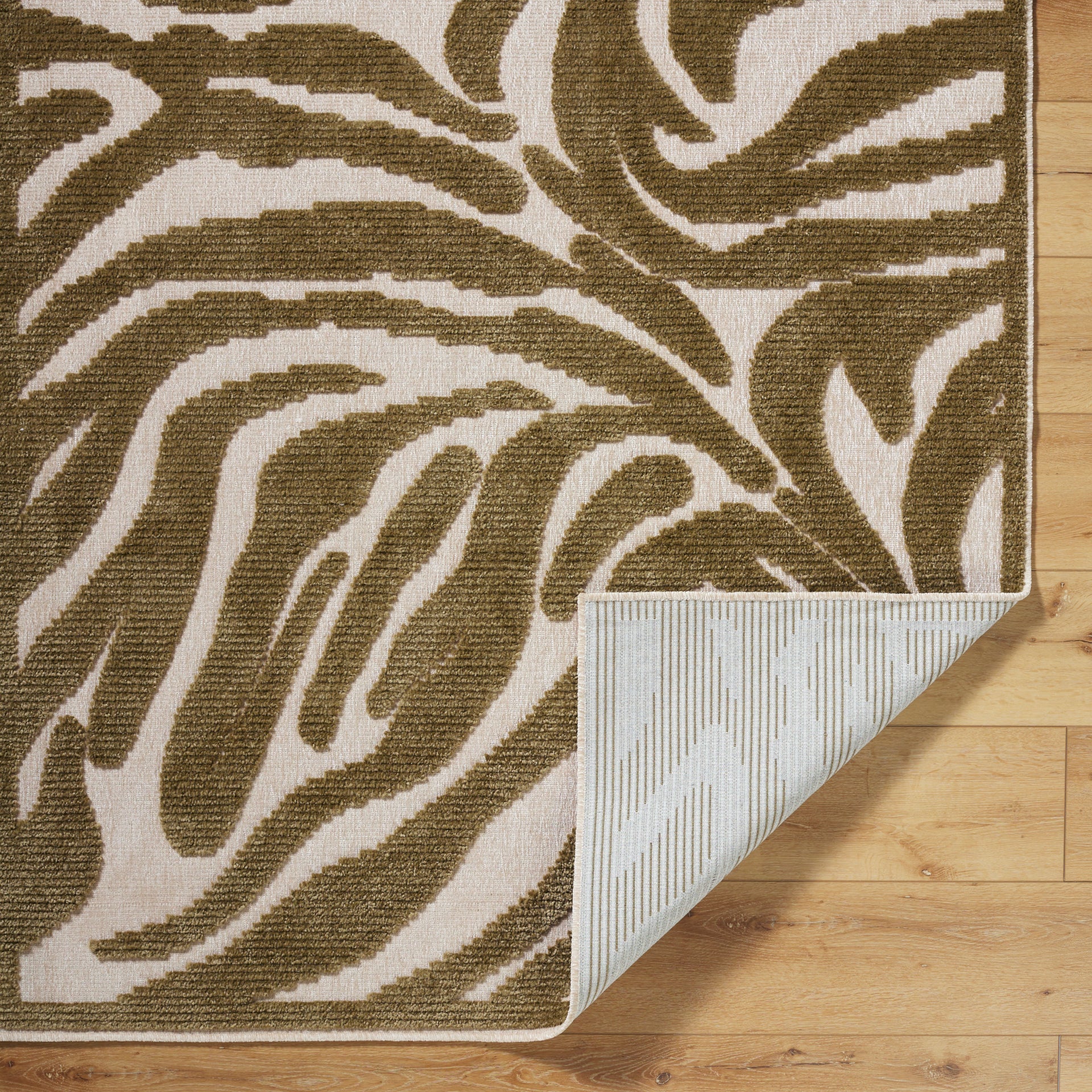Lyna Machine Woven Rug Livabliss Lyna
