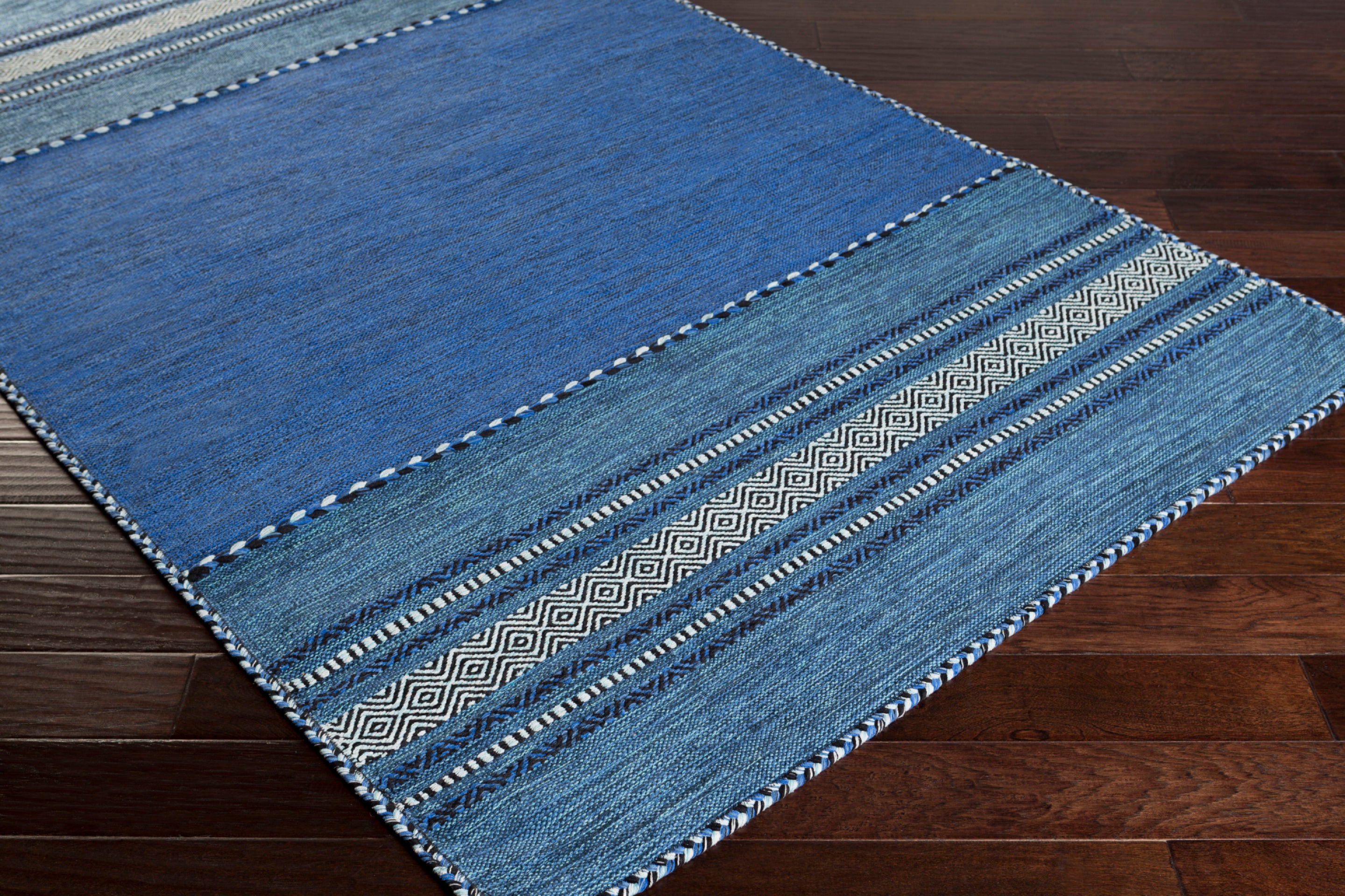 Trenza Handmade Rug Livabliss Trenza