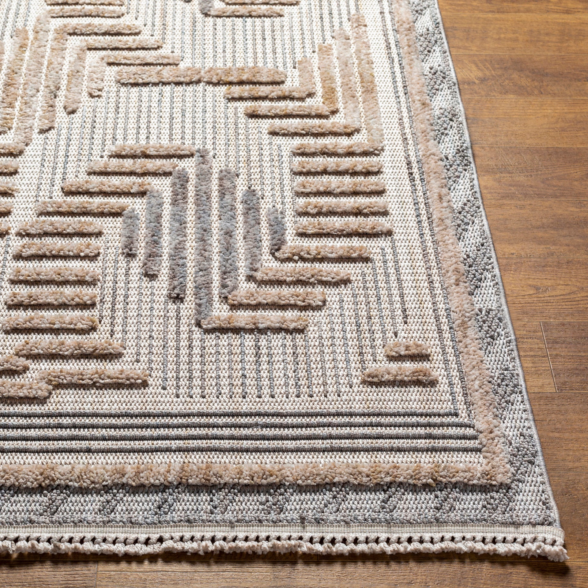 Zaragoza Machine Woven Rug Livabliss Zaragoza